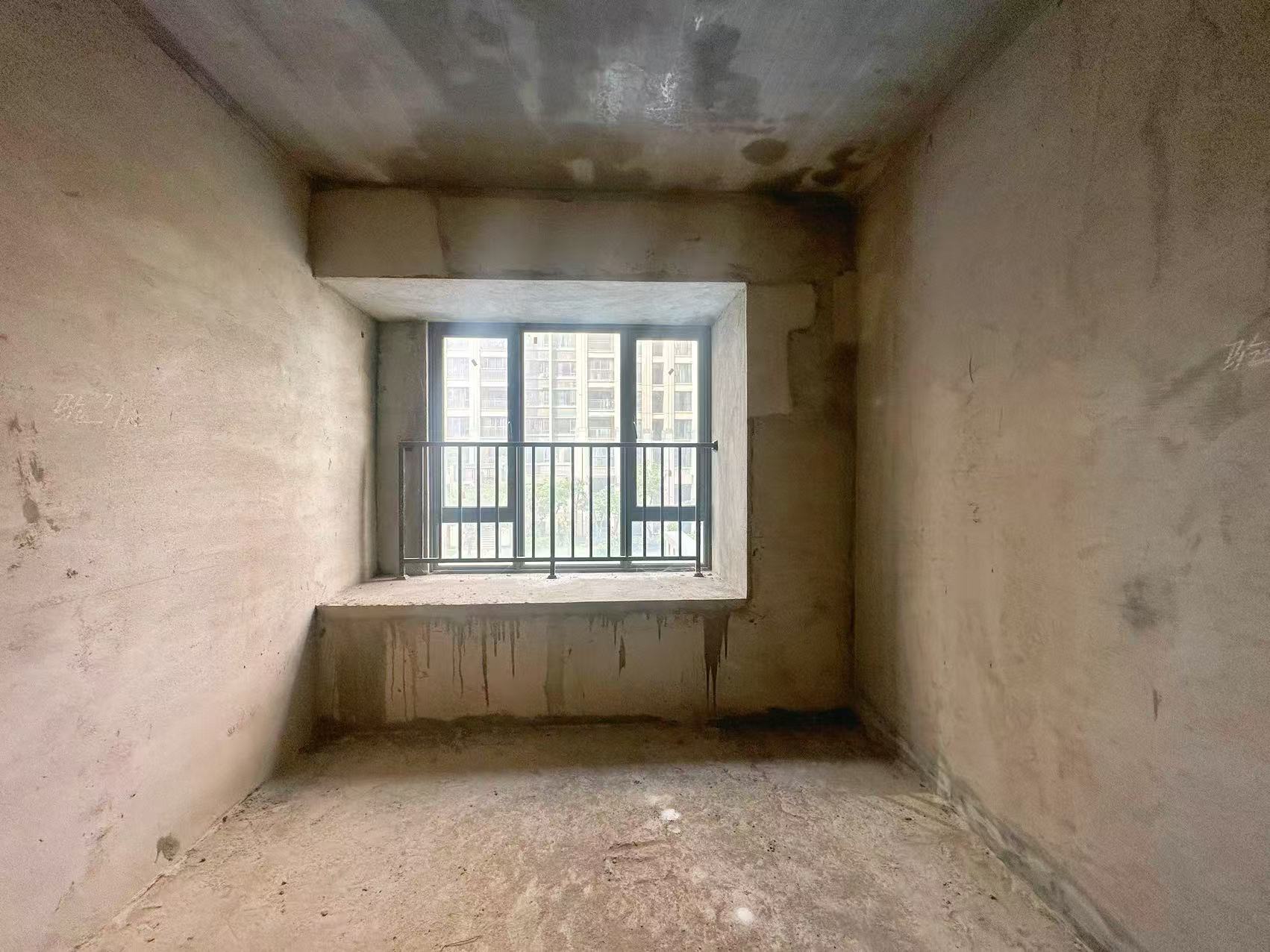 海航豪庭北苑 3室2厅2卫 370.0万 海航豪庭北苑 3室2厅2卫 370.0万室内图