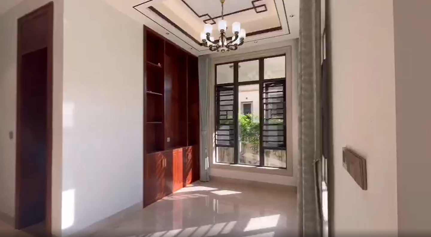 恒大海口文化旅游城 6室2厅3卫 770.0万 恒大海口文化旅游城 6室2厅3卫 770.0万室内图