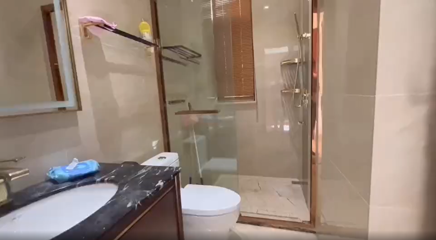 恒大海口文化旅游城 6室2厅3卫 770.0万 恒大海口文化旅游城 6室2厅3卫 770.0万室内图