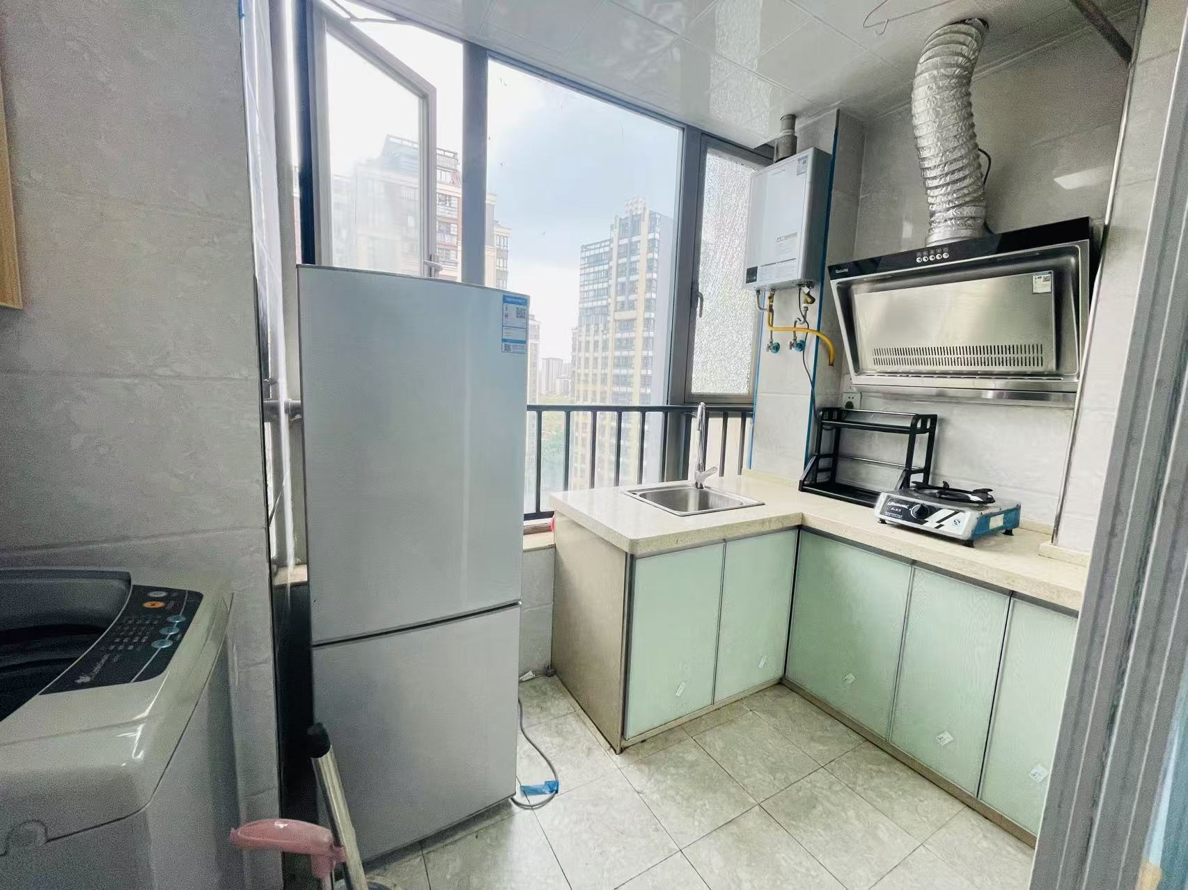 怡海星城  1室1厅1卫    900.0元/月室内图