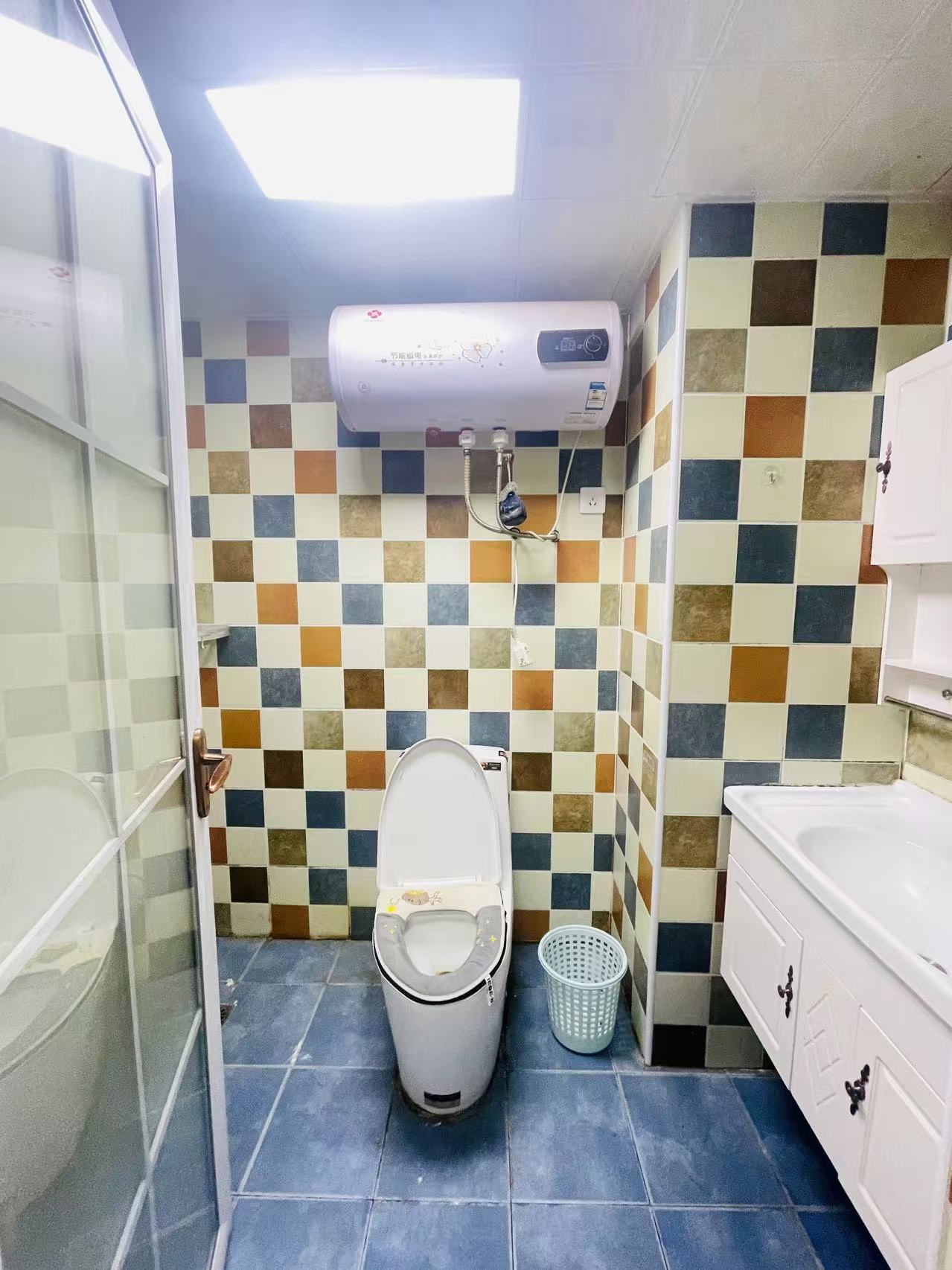 五矿紫湖香醍 1室1厅1卫 1100.0元/月 五矿紫湖香醍 1室1厅1卫 1100.0元/月室内图