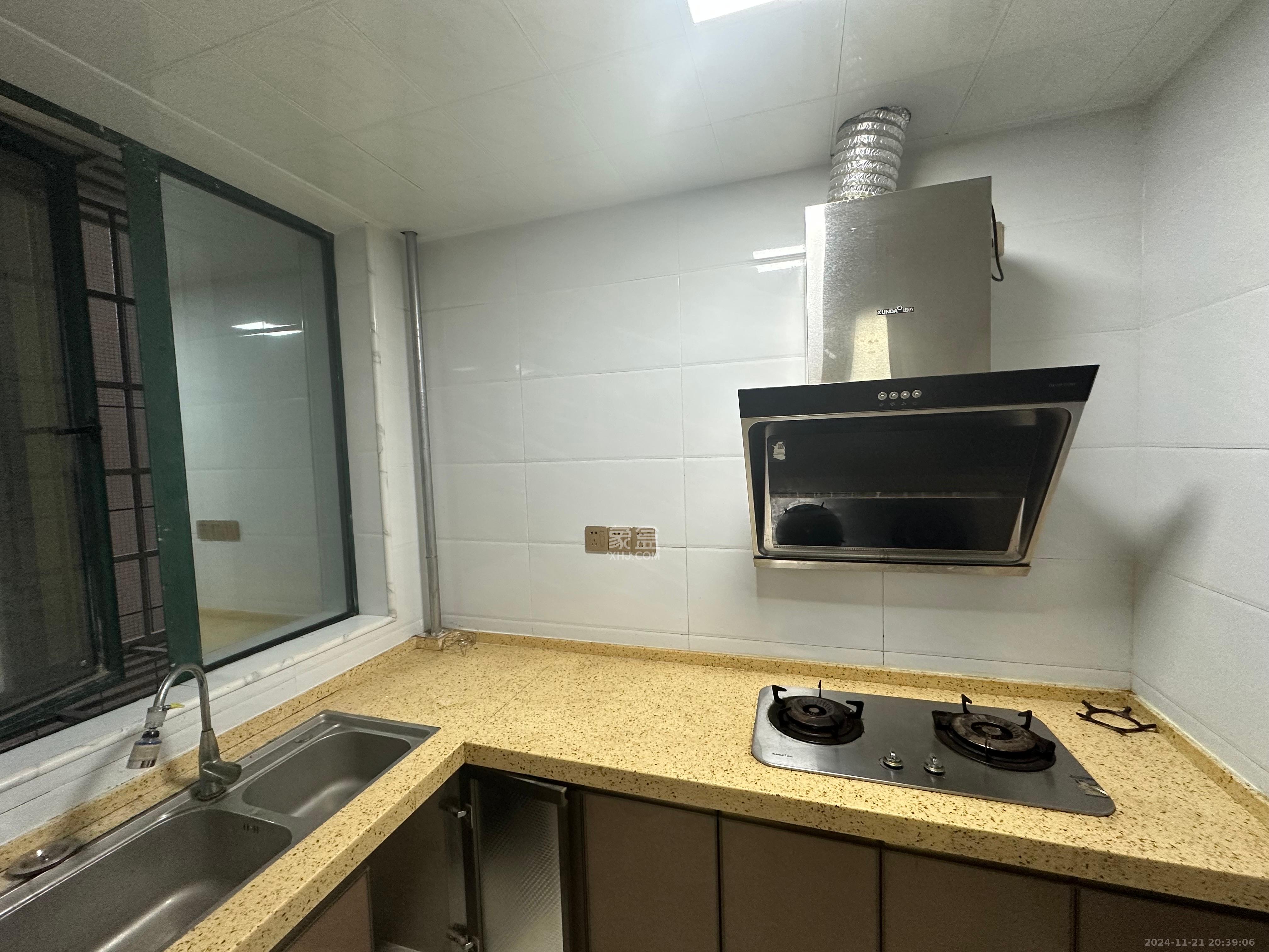 宣传部宿舍 4室2厅2卫 3500.0元/月 宣传部宿舍 4室2厅2卫 3500.0元/月室内图