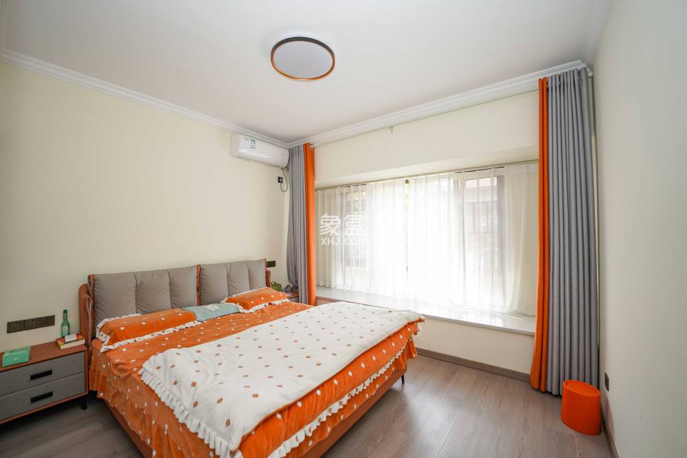 碧桂园公园壹号(凯怡茗苑) 3室2厅2卫 2200.0元/月 碧桂园公园壹号(凯怡茗苑) 3室2厅2卫 2200.0元/月室内图