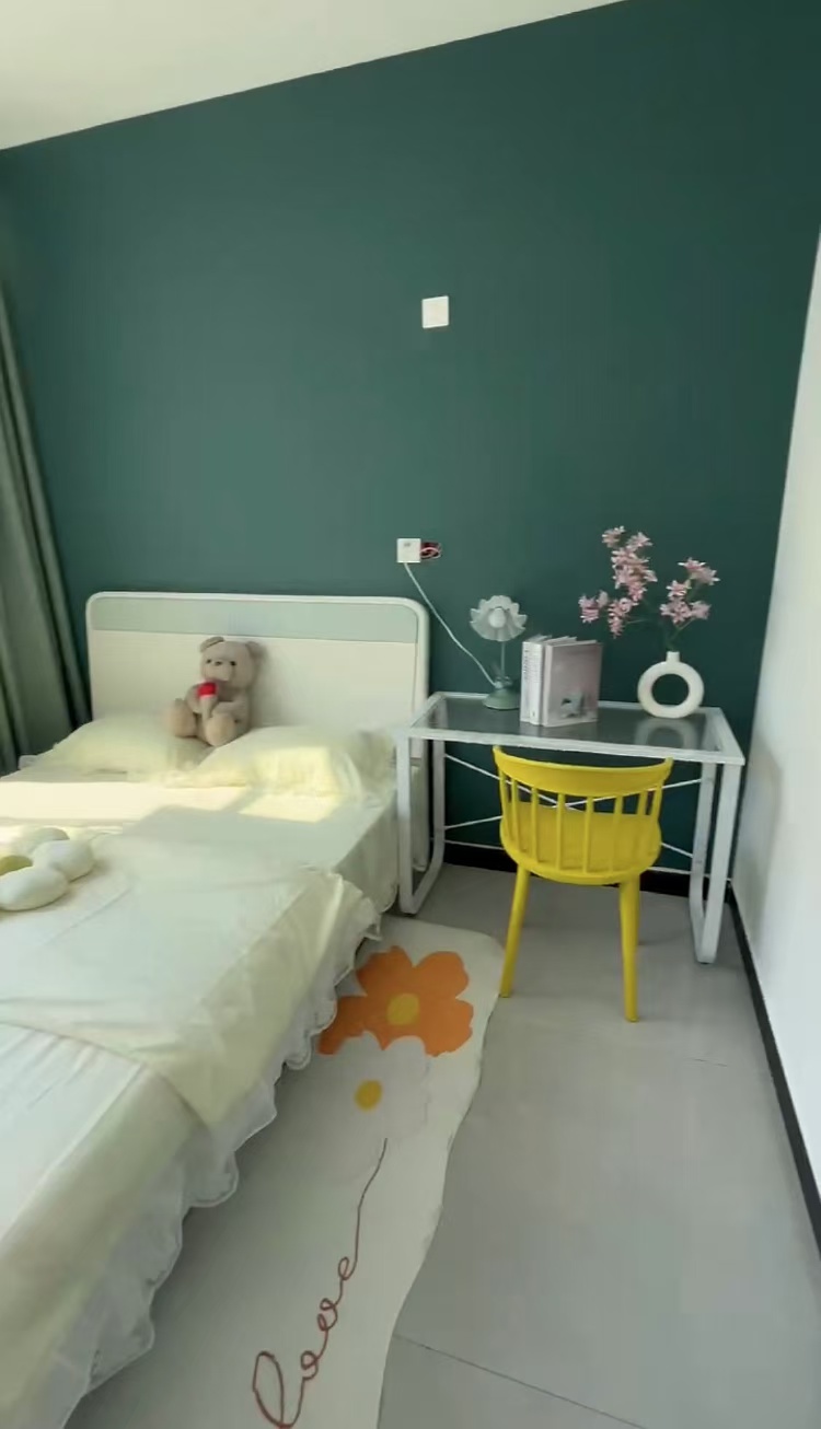 时代年华  2室1厅1卫   1400.00元/月室内图