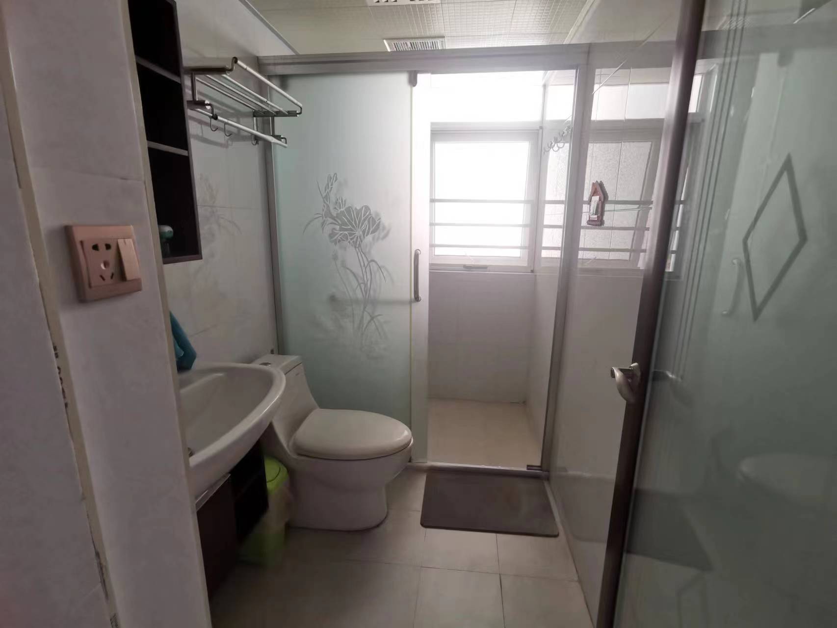 佳兆业金域天下三期  2室2厅1卫    1600.0元/月 佳兆业金域天下三期  2室2厅1卫    1600.0元/月室内图