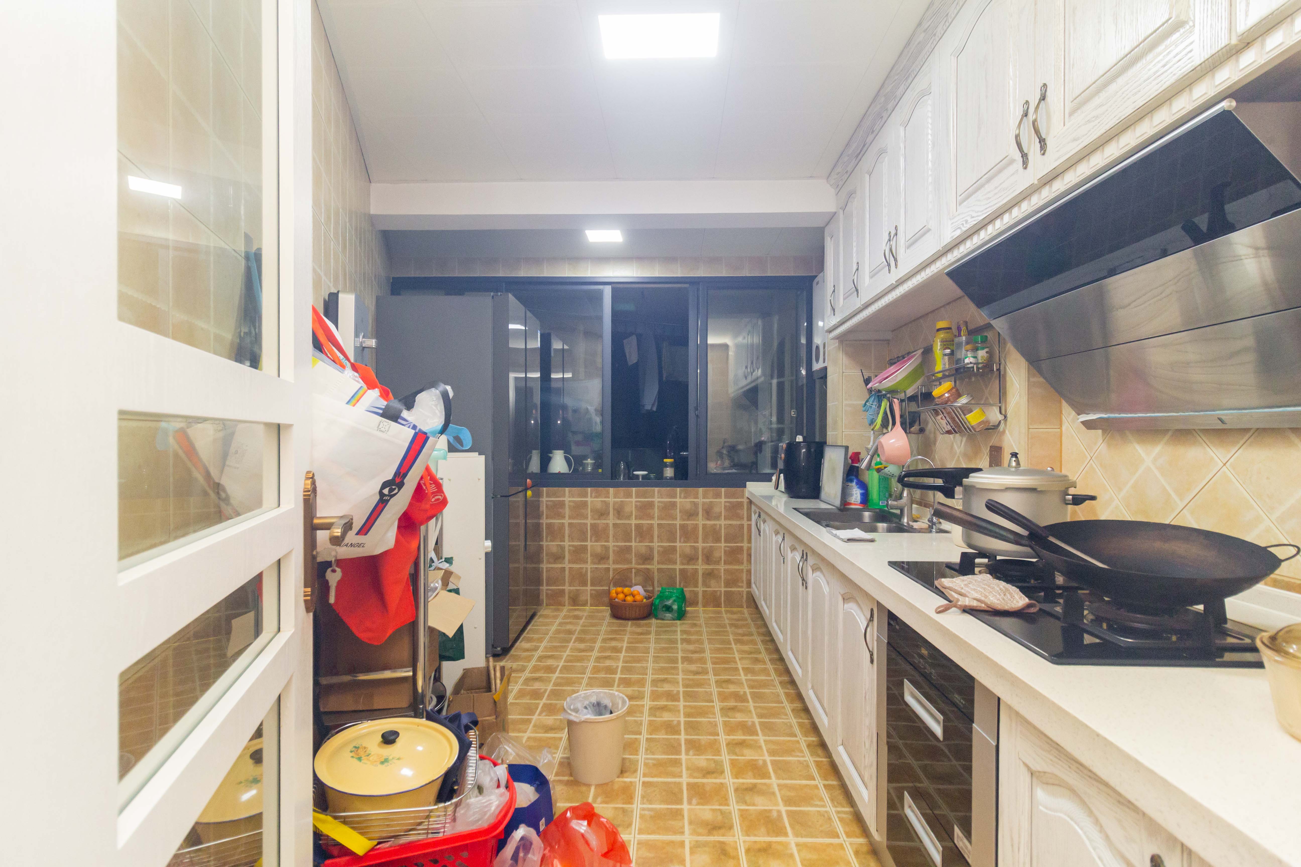 海德公园 4室2厅2卫 89.9万 海德公园 4室2厅2卫 89.9万厨房