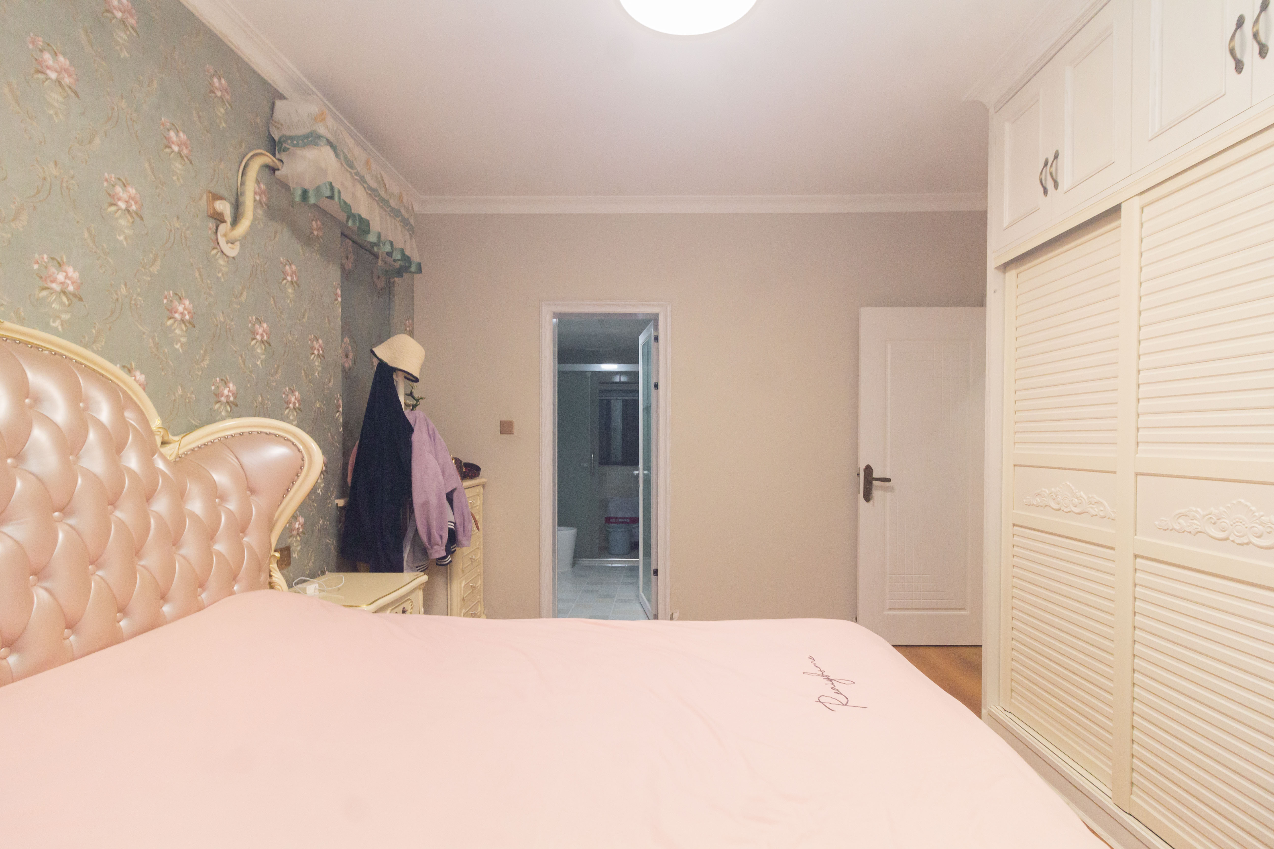 海德公园 4室2厅2卫 89.9万 海德公园 4室2厅2卫 89.9万卧室