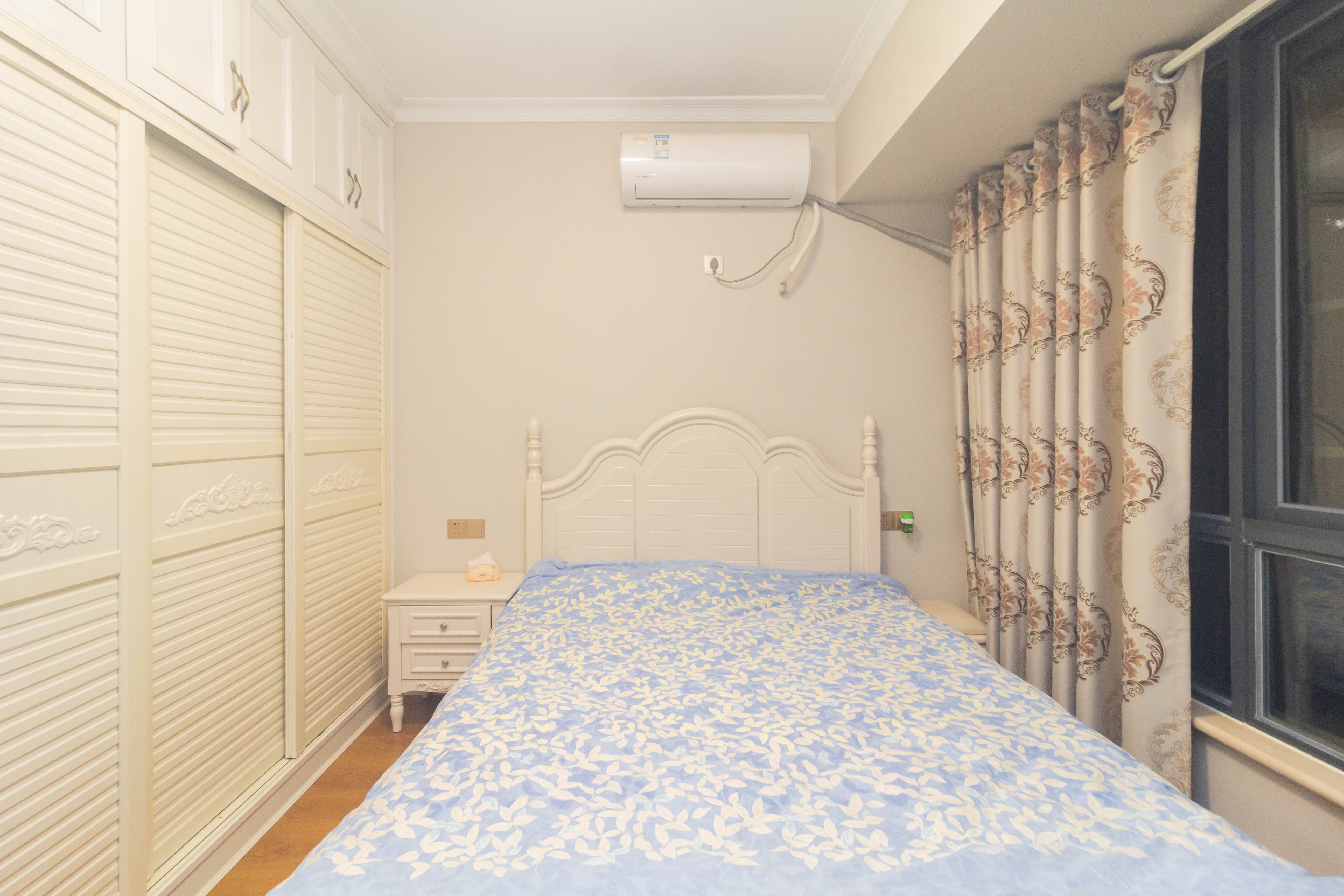 海德公园 4室2厅2卫 89.9万 海德公园 4室2厅2卫 89.9万卧室