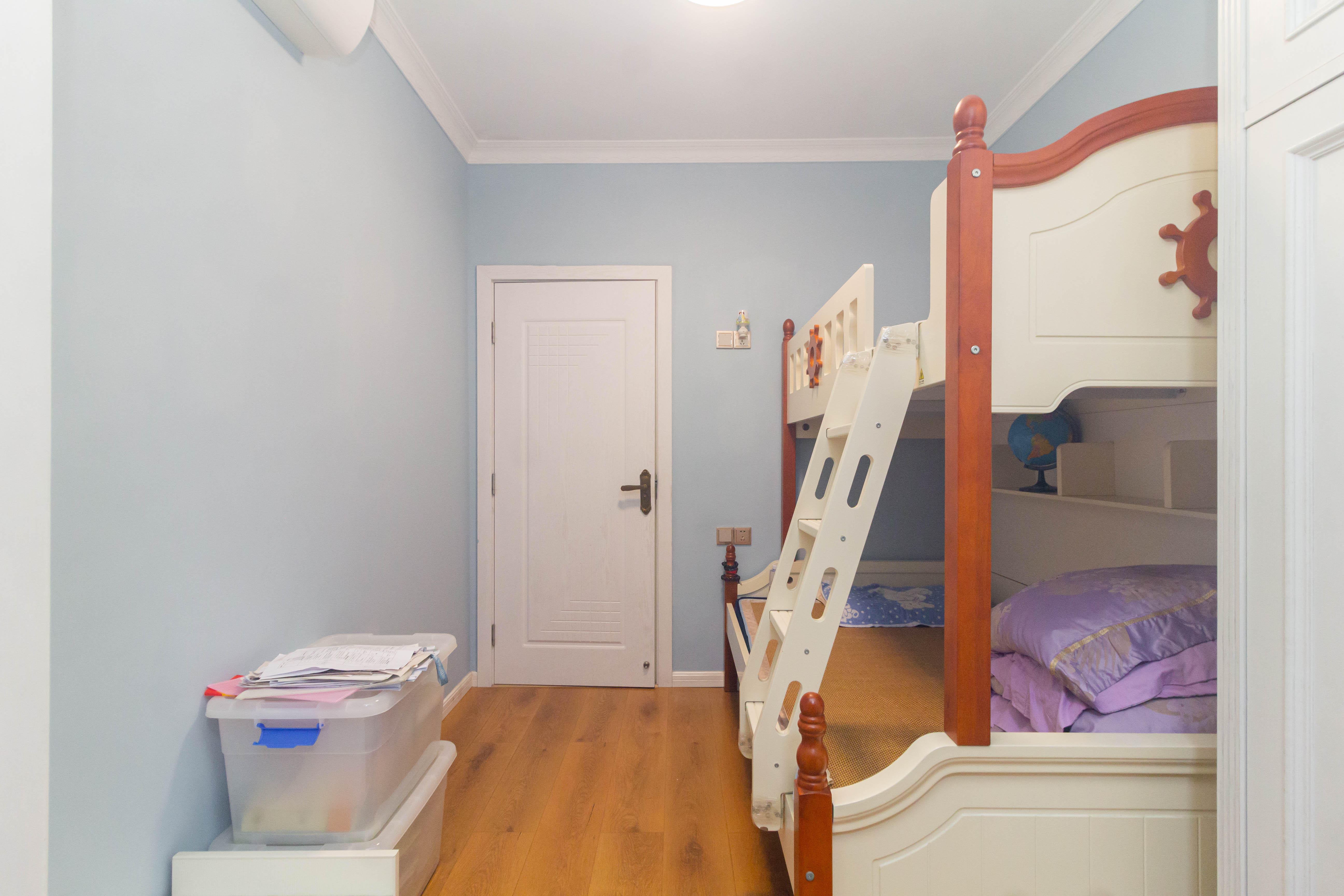 海德公园 4室2厅2卫 89.9万 海德公园 4室2厅2卫 89.9万卧室