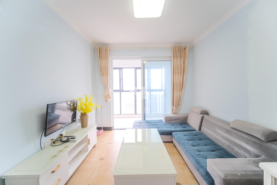 荣盛花语城 2室2厅1卫 49.8万 荣盛花语城 2室2厅1卫 49.8万客厅