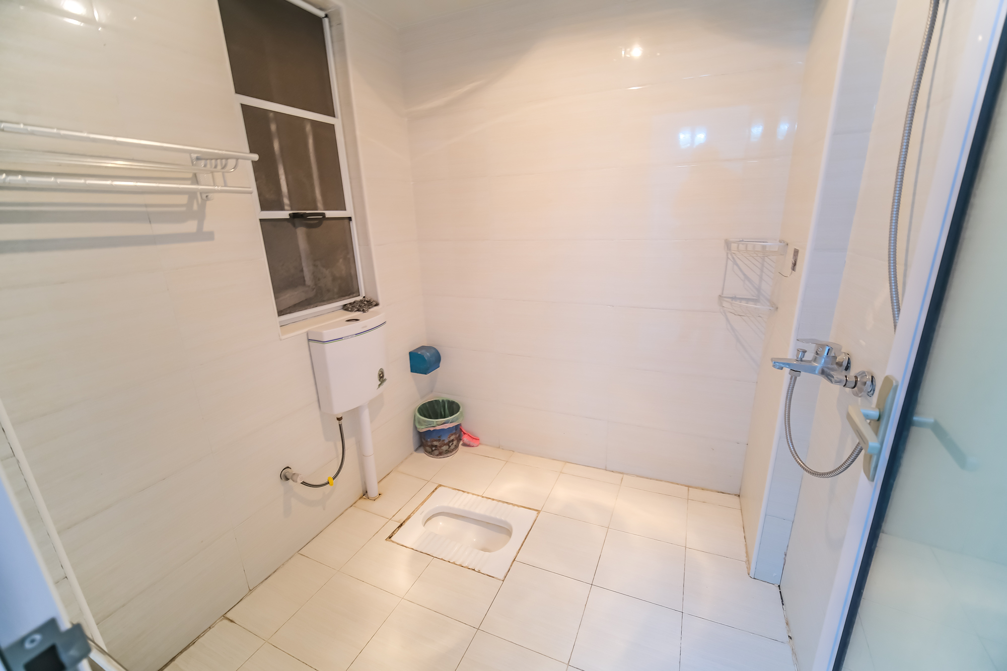 荣盛花语城 2室2厅1卫 49.8万 荣盛花语城 2室2厅1卫 49.8万卫生间