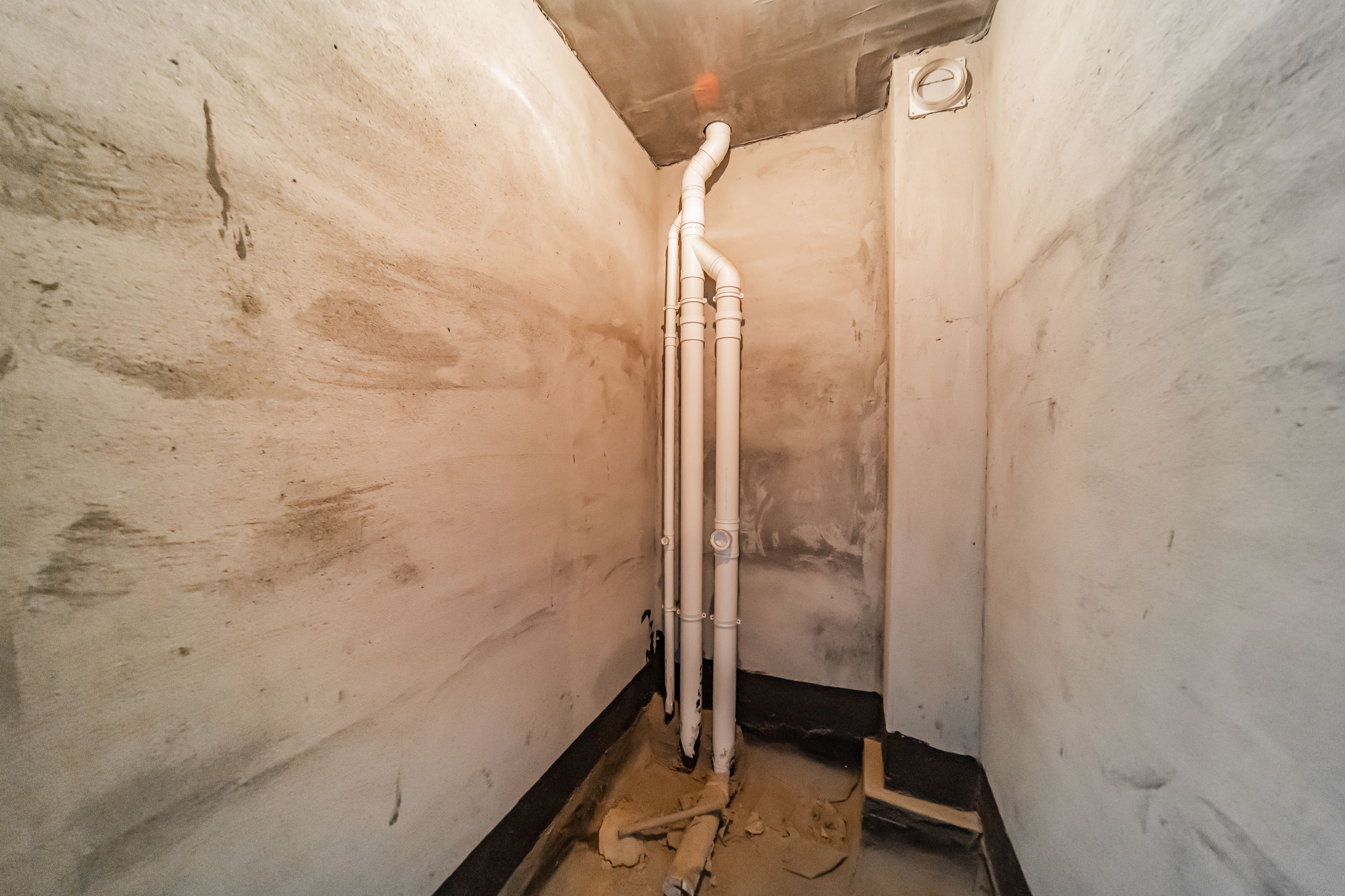 兰亭湾畔 4室2厅3卫 200.0万 兰亭湾畔 4室2厅3卫 200.0万卫生间