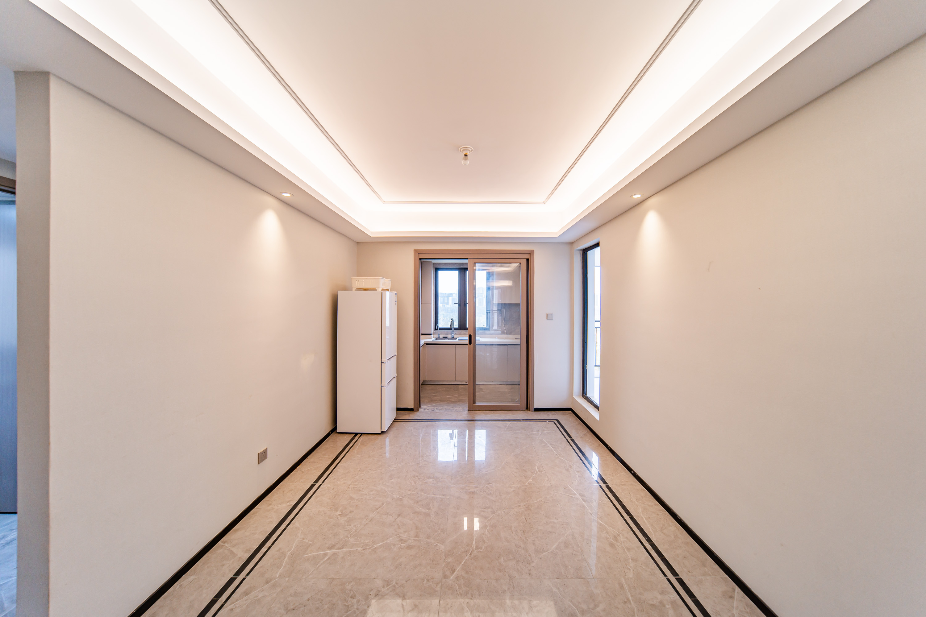 建发电建江山悦  4室2厅2卫   175.00万其他