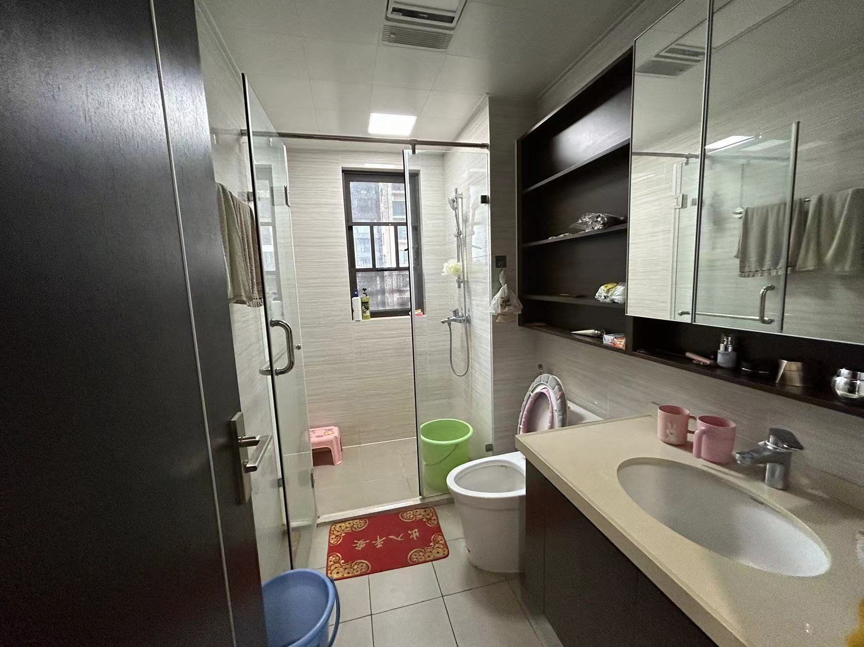 蓝溪谷 4室2厅2卫 94.0万 蓝溪谷 4室2厅2卫 94.0万室内图