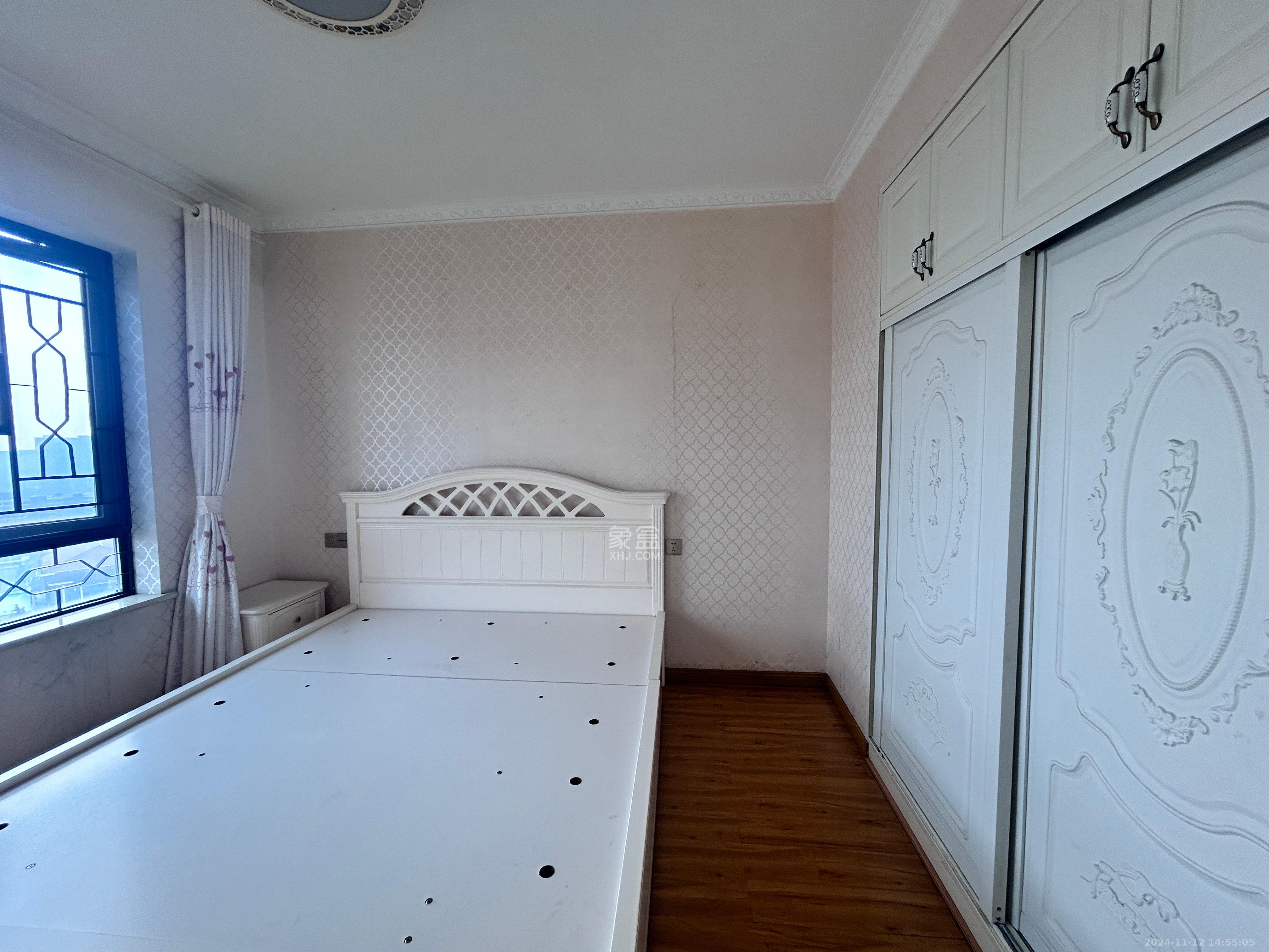 洋湖18克拉(旷远洋湖18克拉) 3室2厅1卫 2800.0元/月 洋湖18克拉(旷远洋湖18克拉) 3室2厅1卫 2800.0元/月室内图