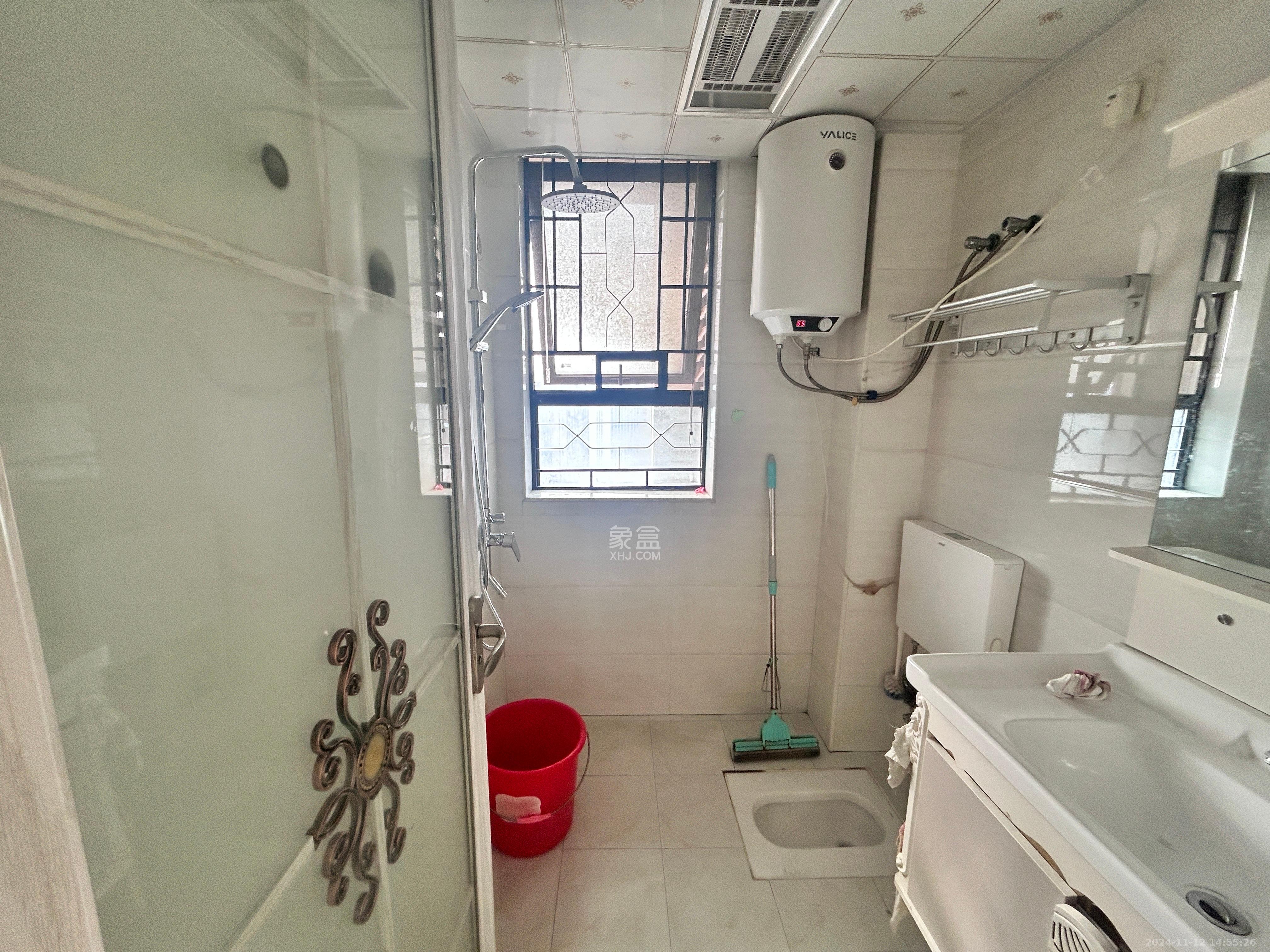 洋湖18克拉(旷远洋湖18克拉) 3室2厅1卫 2800.0元/月 洋湖18克拉(旷远洋湖18克拉) 3室2厅1卫 2800.0元/月室内图