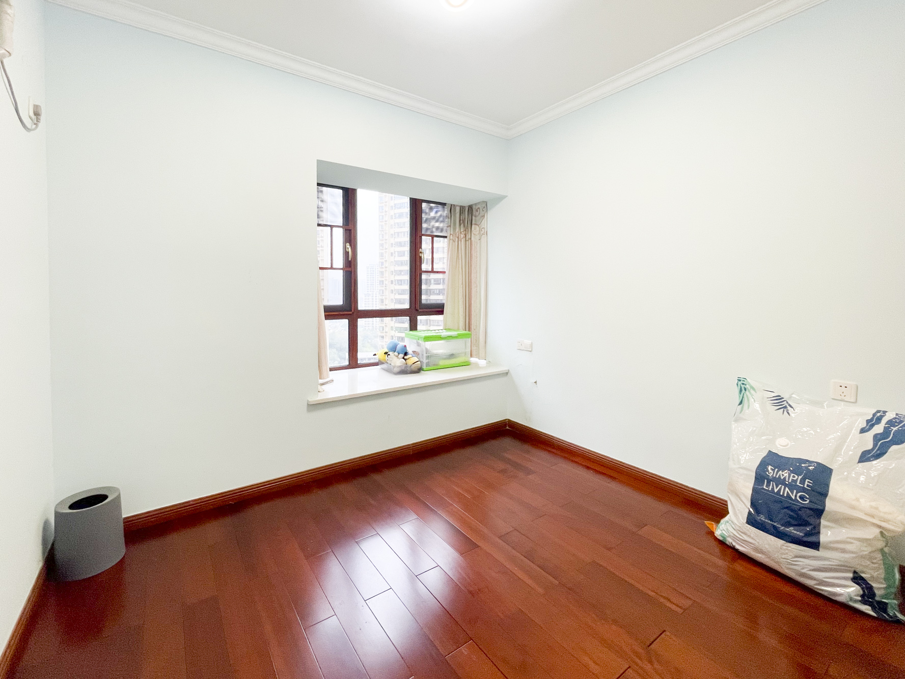 钱隆世家  3室2厅2卫    90.0万 钱隆世家  3室2厅2卫    90.0万卧室