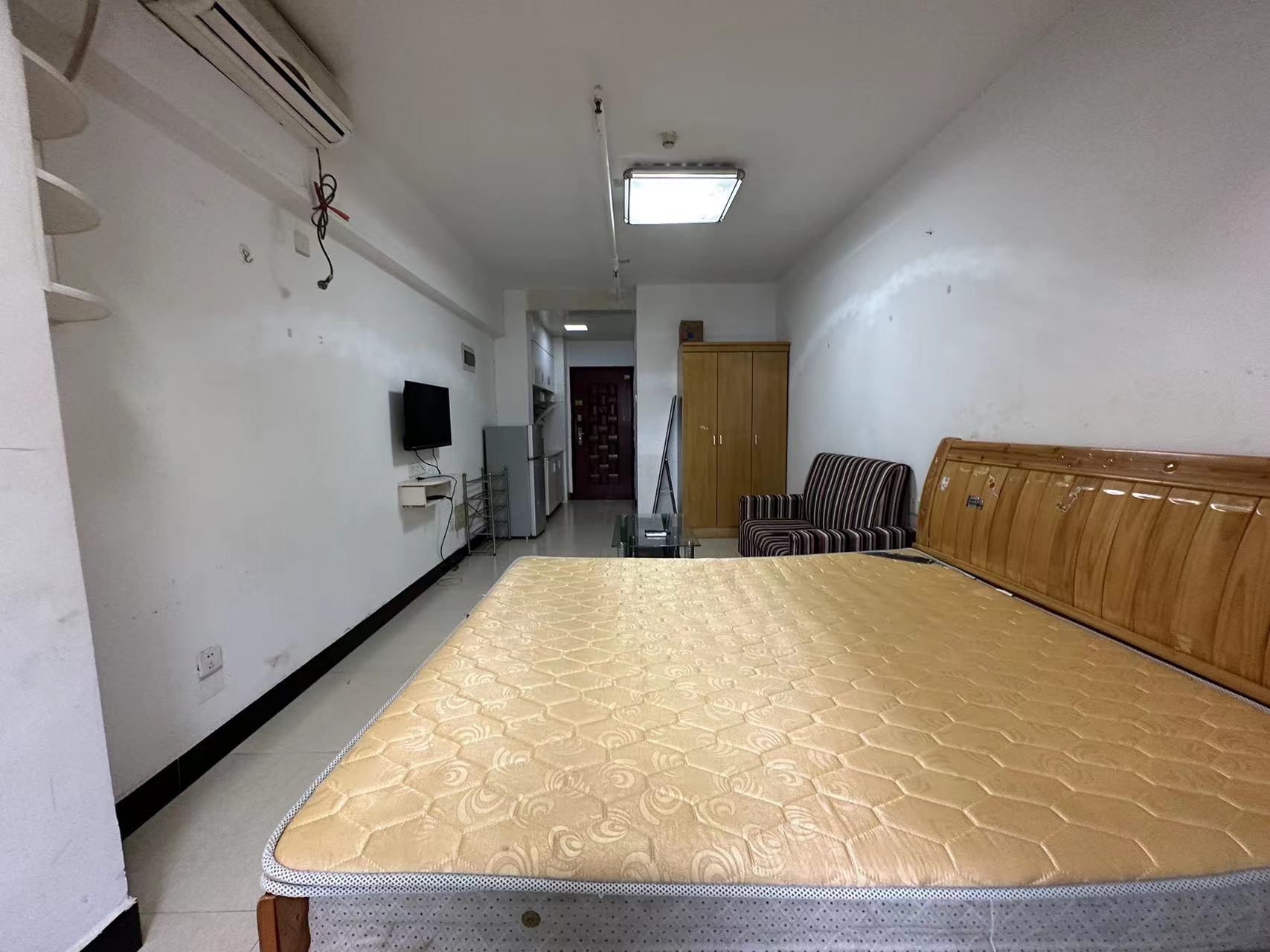 东方芙蓉 1室1厅1卫 1400.0元/月 东方芙蓉 1室1厅1卫 1400.0元/月室内图