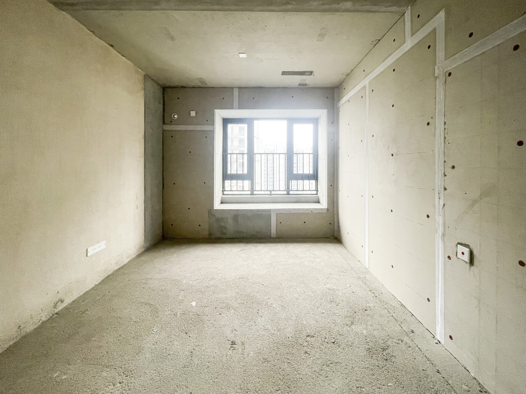 长沙北中心保利时代B区 4室2厅2卫 139.8万 长沙北中心保利时代B区 4室2厅2卫 139.8万卧室