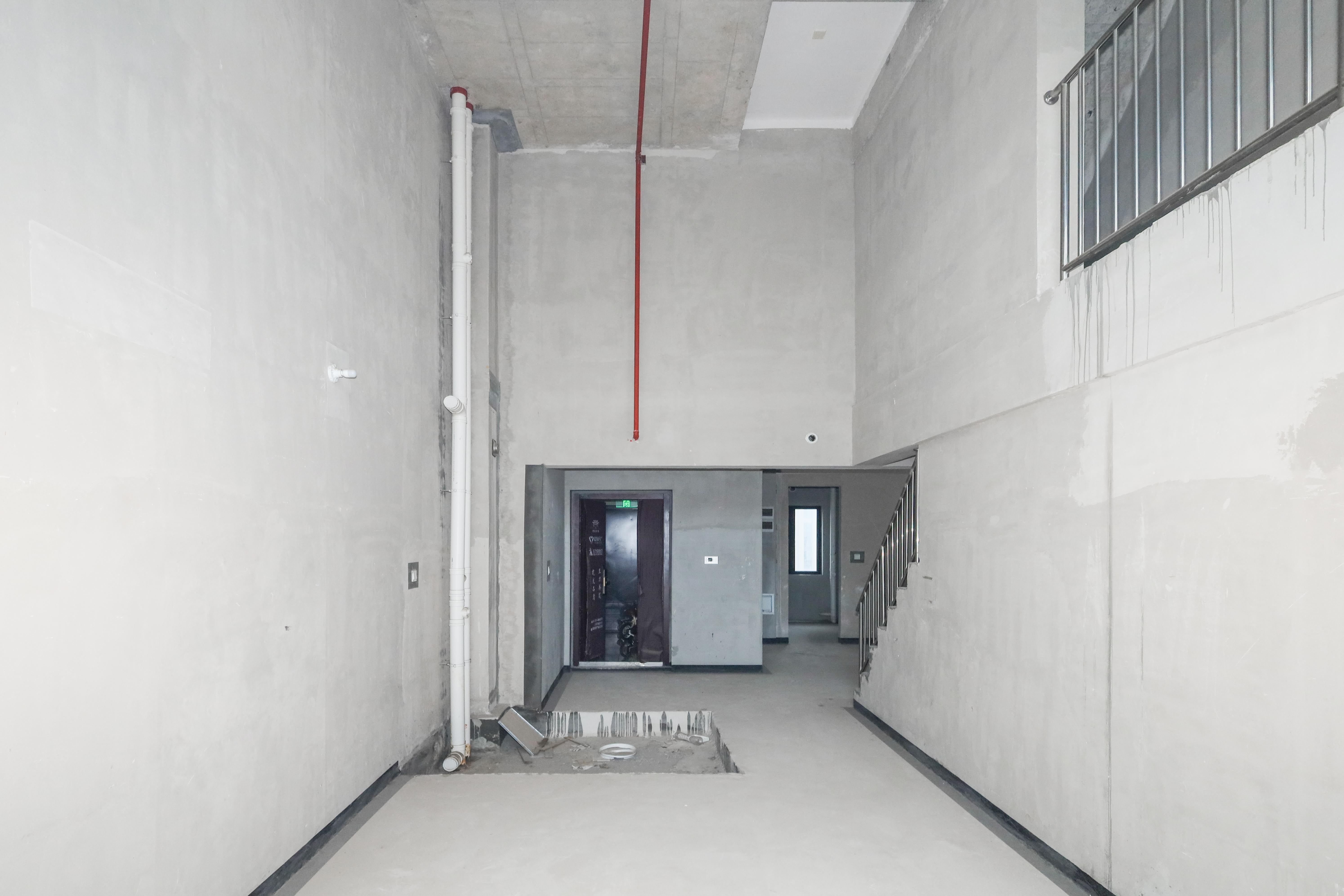 建发央著  1室2厅2卫   205.00万客厅