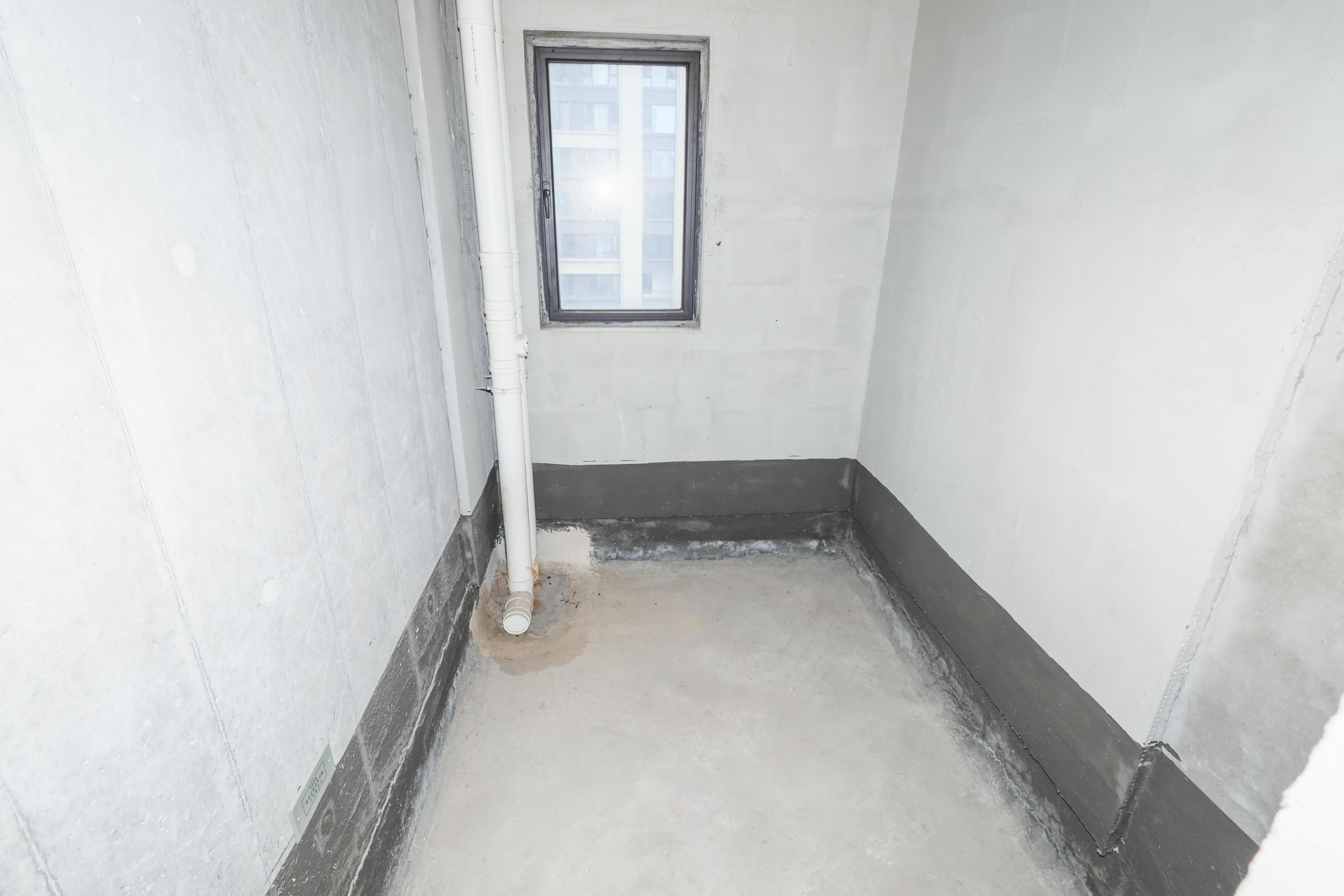 建发央著  1室2厅2卫   205.00万卫生间