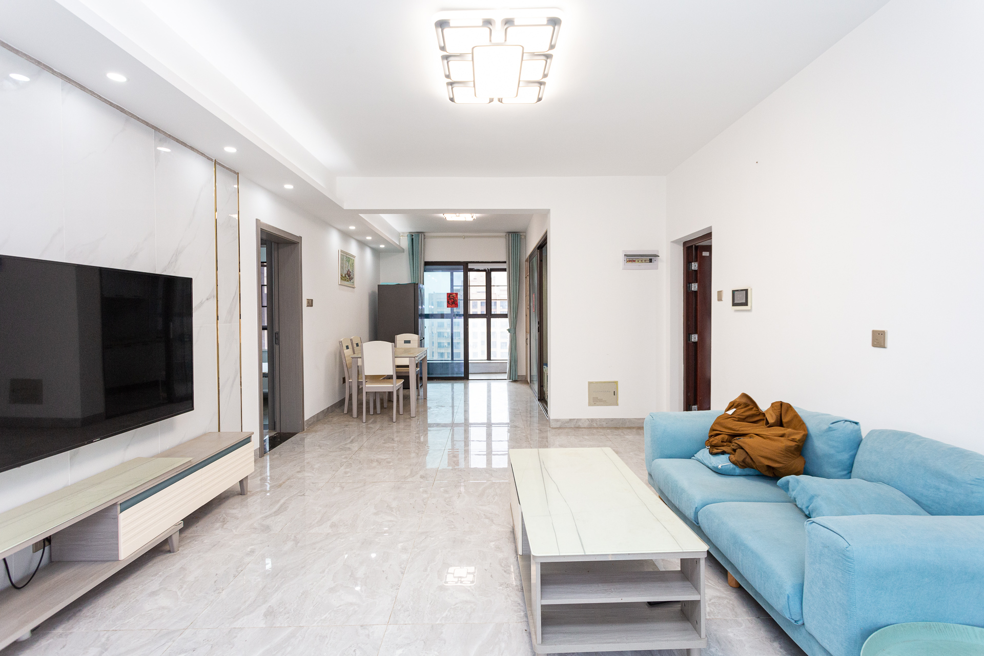 润和又一城  3室2厅2卫    125.0万 润和又一城  3室2厅2卫    125.0万客厅