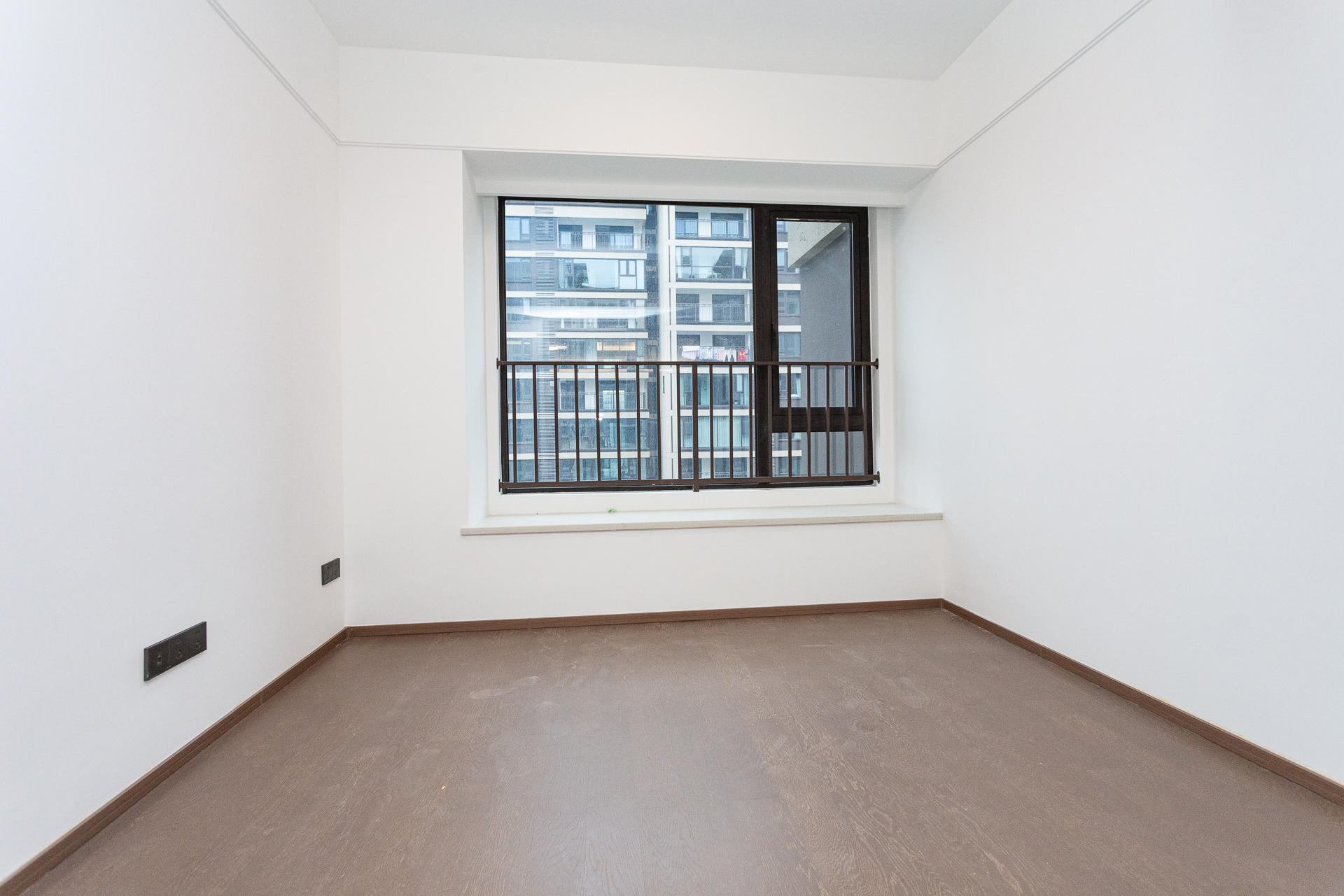 时代建发和著  4室2厅3卫    329.8万 时代建发和著  4室2厅3卫    329.8万卧室