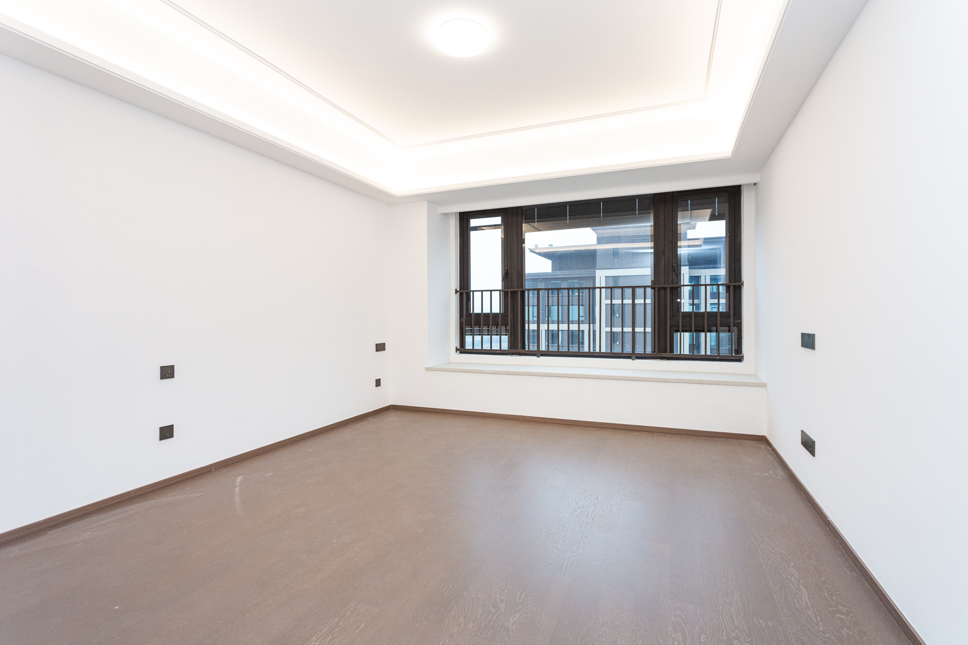 时代建发和著  4室2厅3卫    329.8万 时代建发和著  4室2厅3卫    329.8万卧室