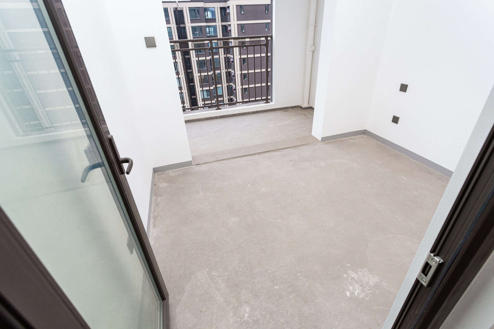 时代建发和著  4室2厅3卫    329.8万 时代建发和著  4室2厅3卫    329.8万卧室