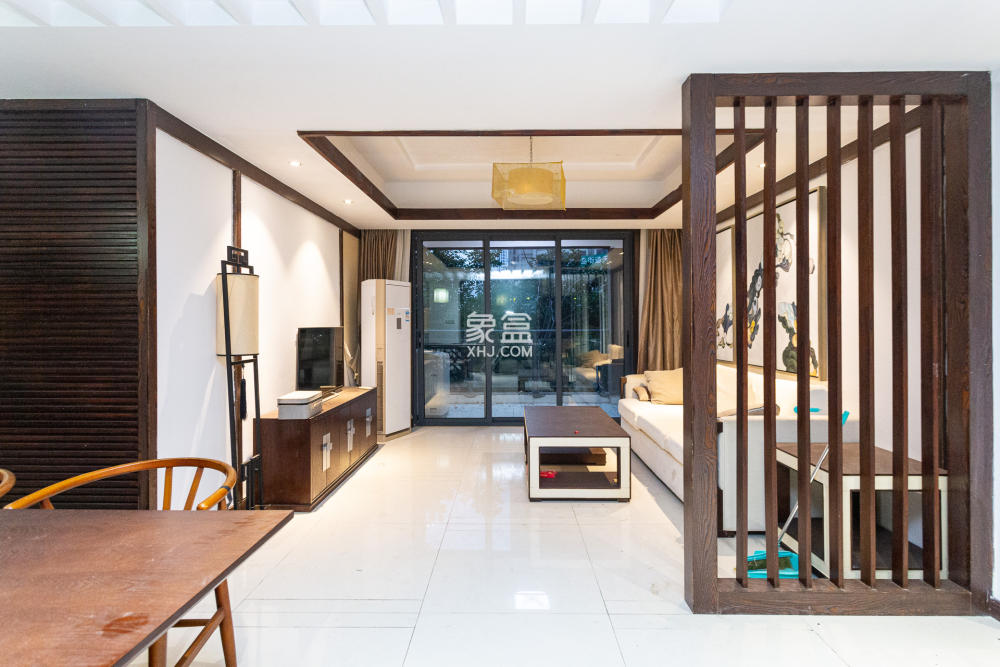 明发国际城  4室2厅2卫    118.0万