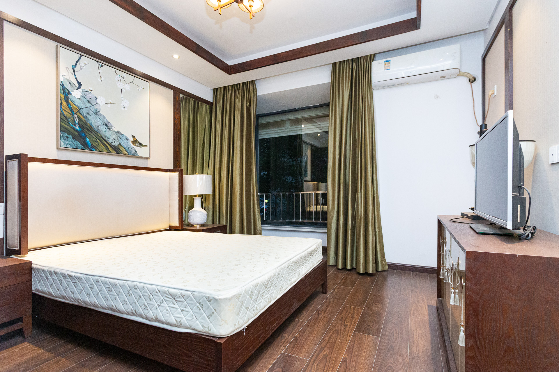 明发国际城  4室2厅2卫    118.0万 明发国际城  4室2厅2卫    118.0万卧室