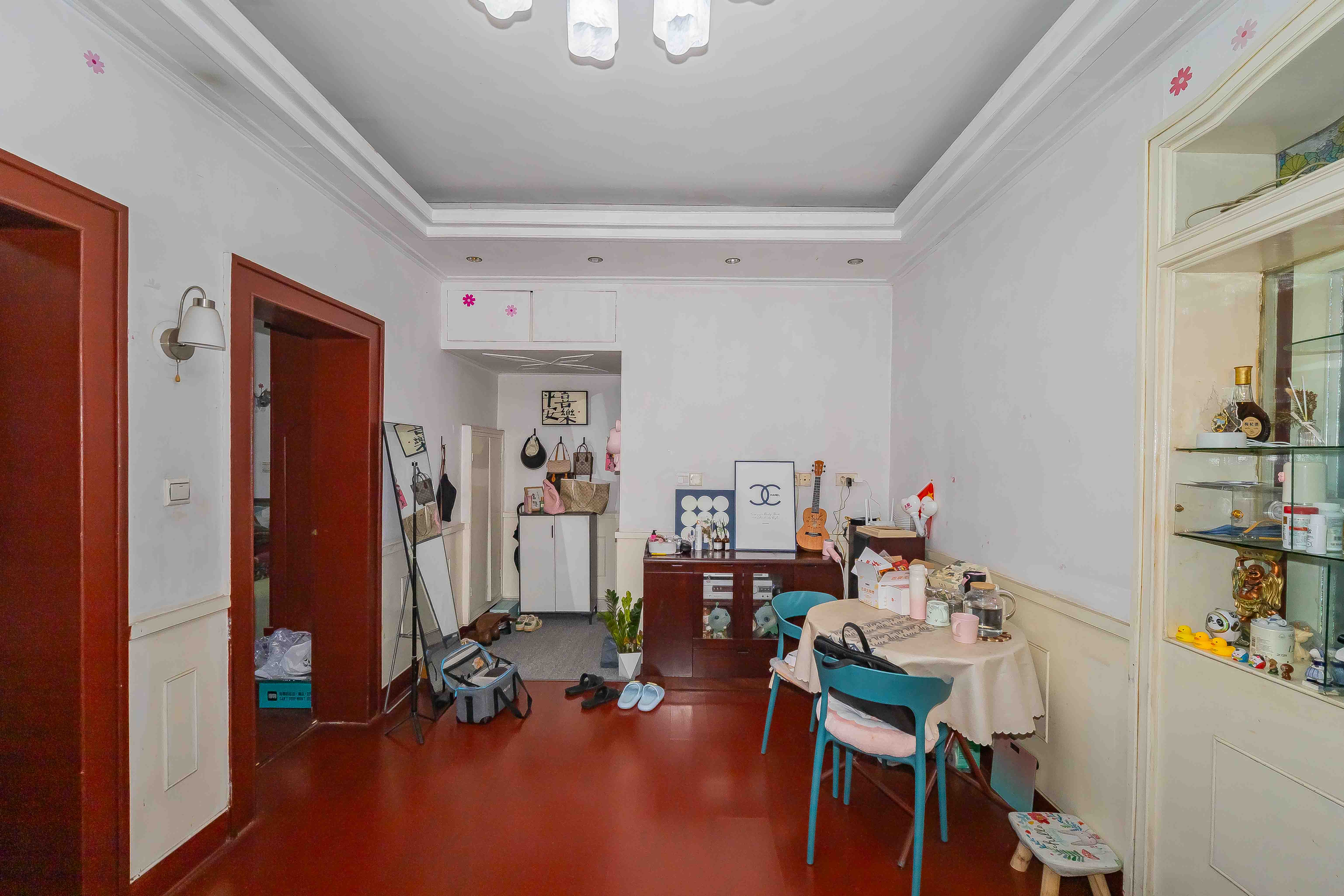 杏花苑 2室1厅1卫 43.8万 杏花苑 2室1厅1卫 43.8万客厅