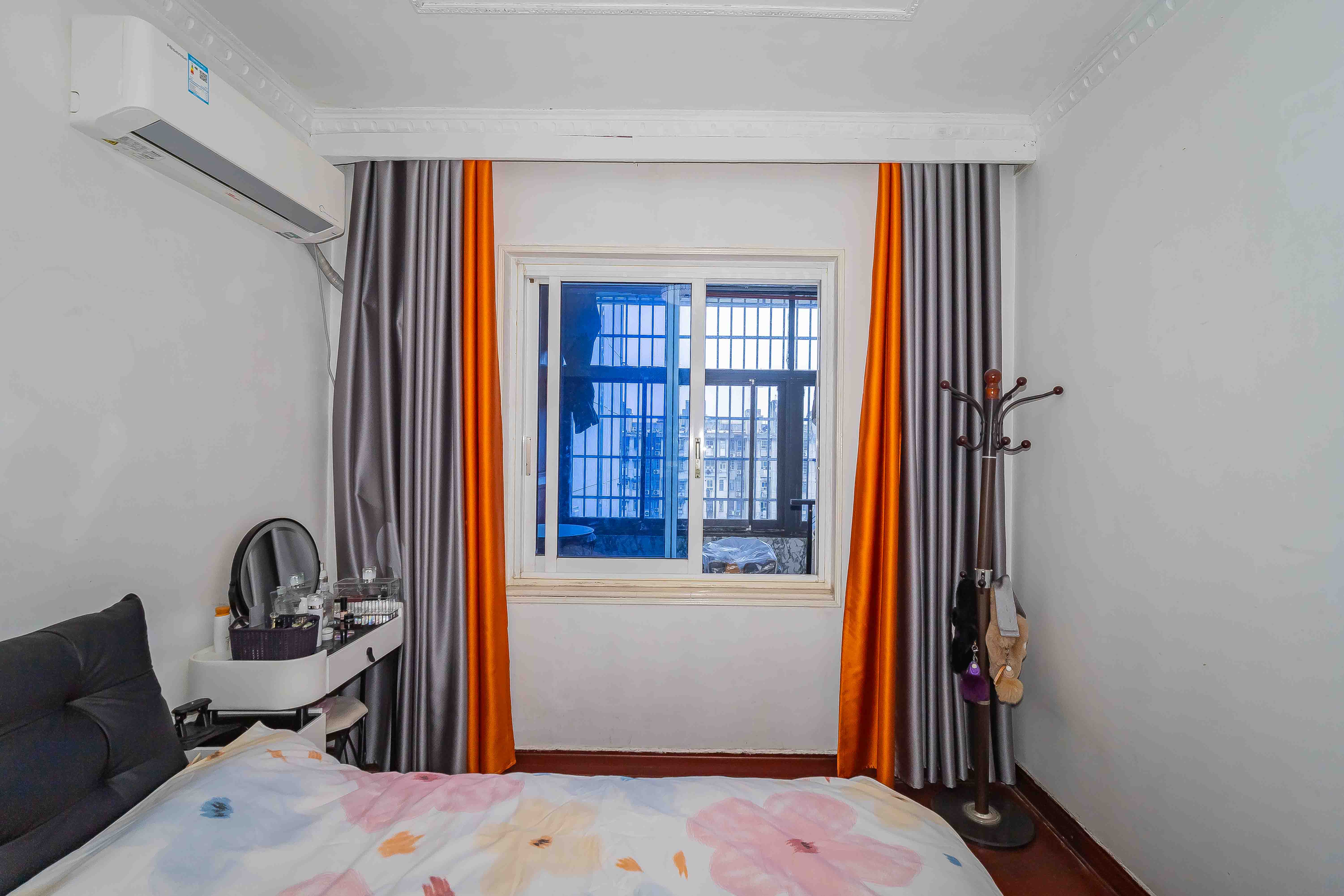 杏花苑 2室1厅1卫 43.8万 杏花苑 2室1厅1卫 43.8万卧室