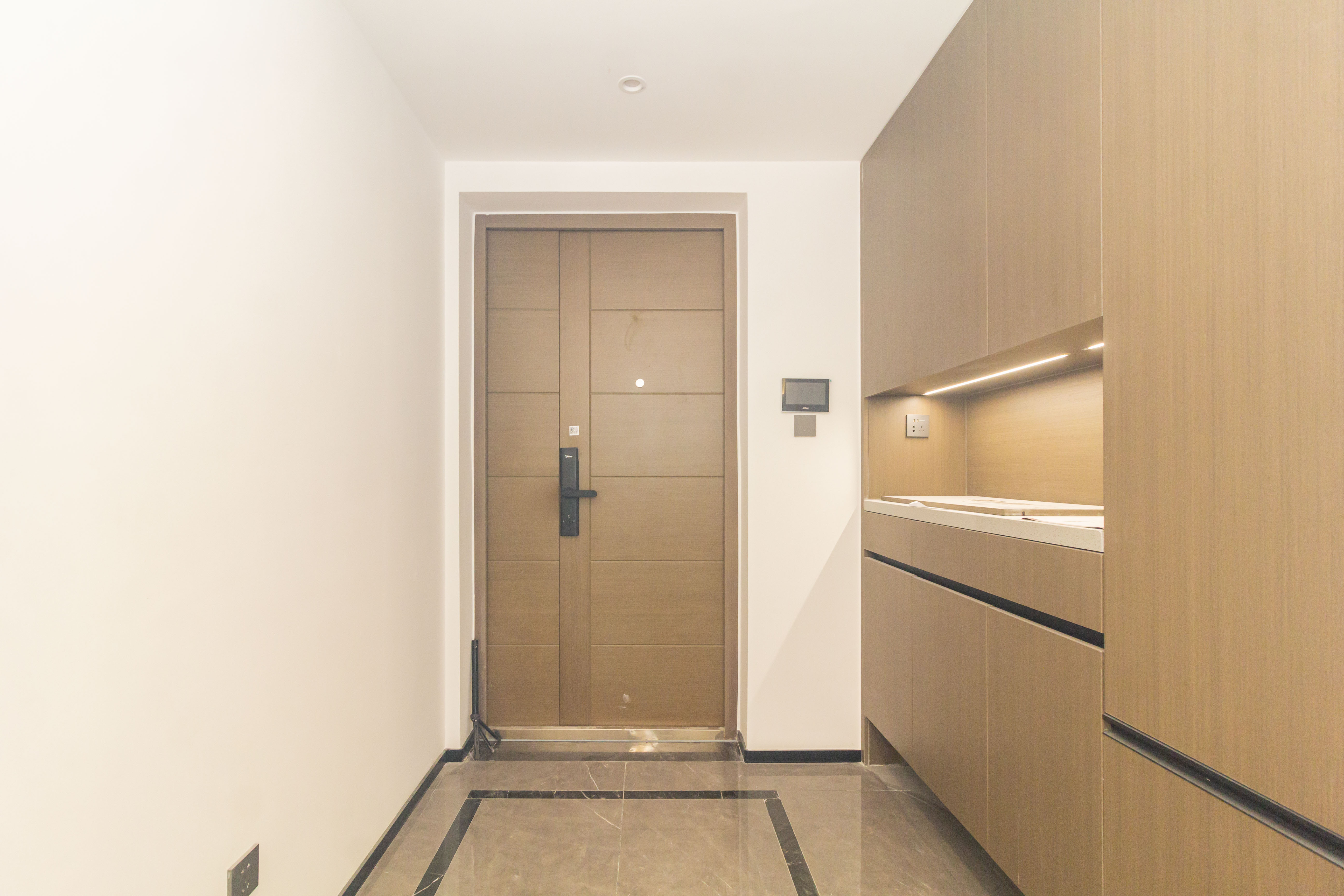 美的云樾  4室2厅2卫    308.0万 美的云樾  4室2厅2卫    308.0万卧室