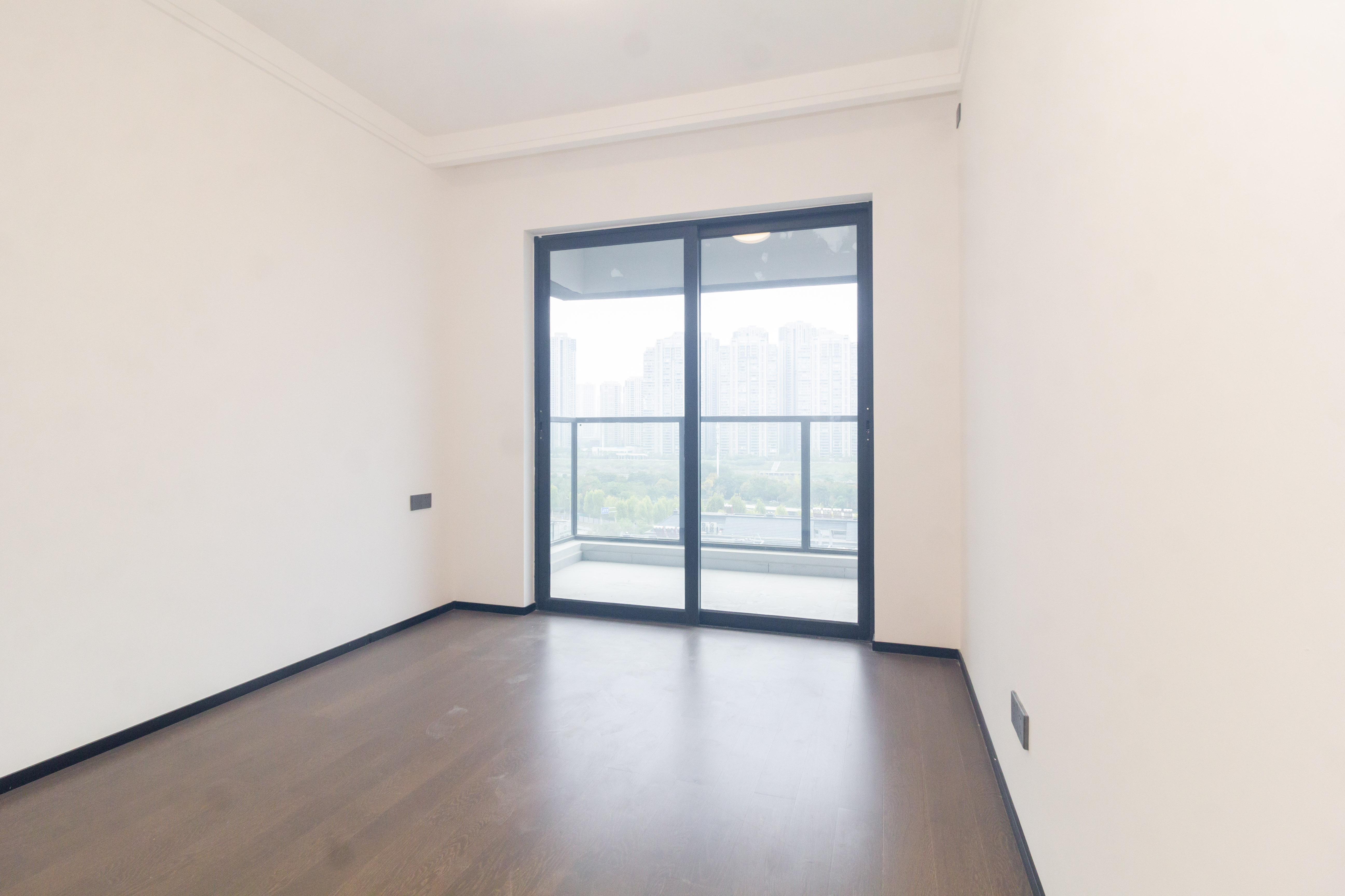 美的云樾  4室2厅2卫    308.0万 美的云樾  4室2厅2卫    308.0万卧室