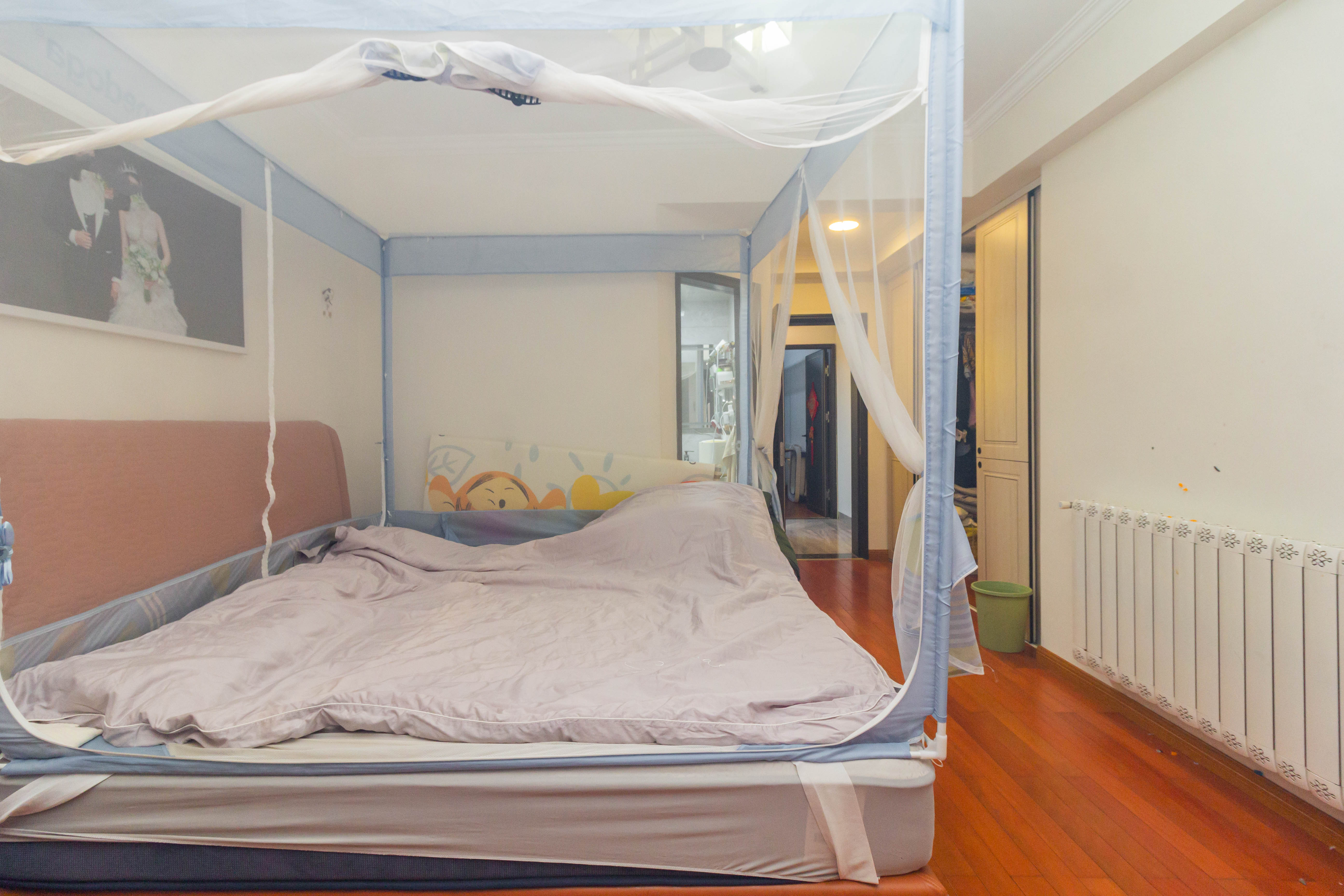 东方美地  4室2厅2卫    110.0万 东方美地  4室2厅2卫    110.0万卧室