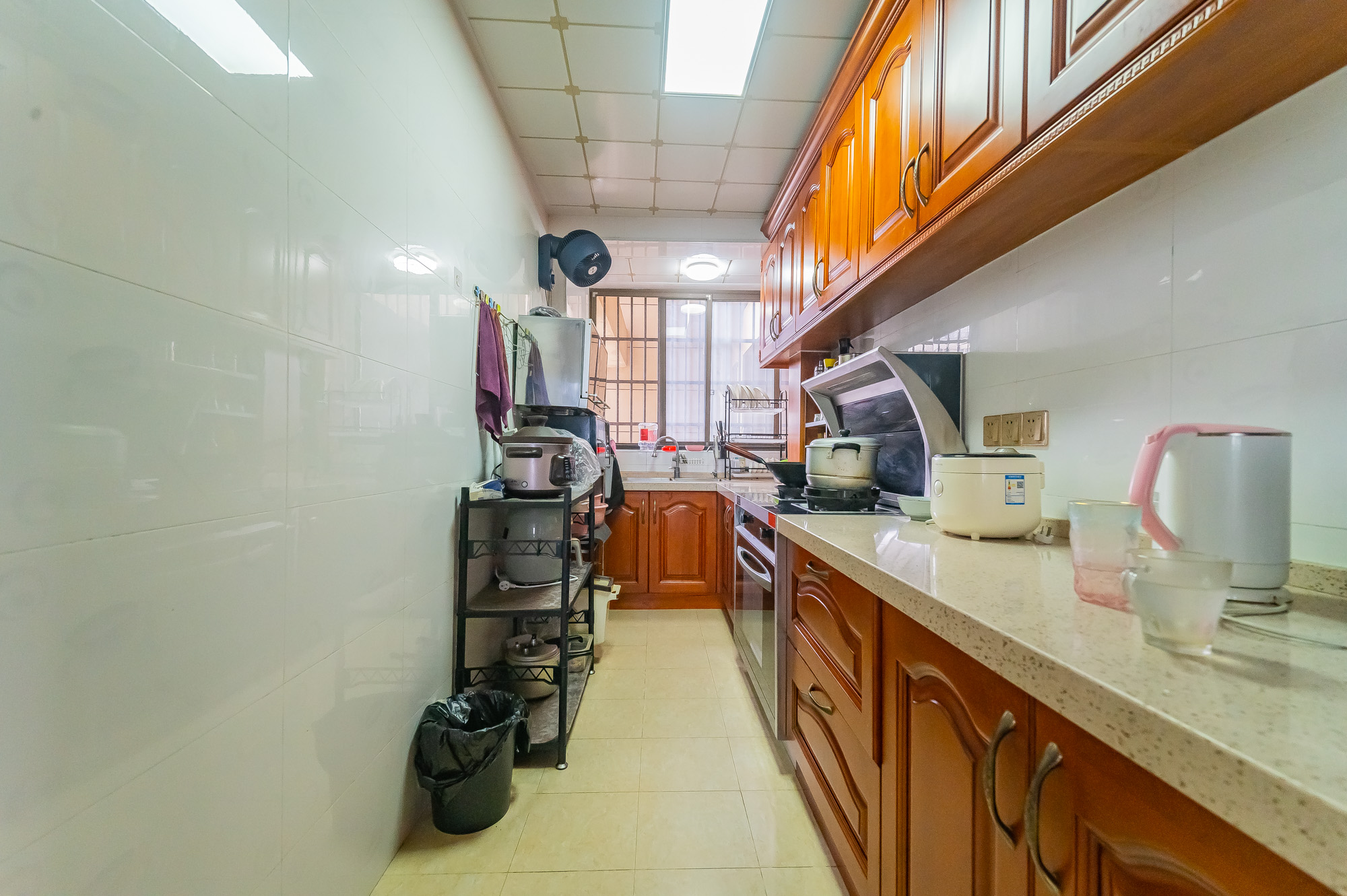 星湖湾一期高层 4室2厅1卫 98.0万 星湖湾一期高层 4室2厅1卫 98.0万厨房