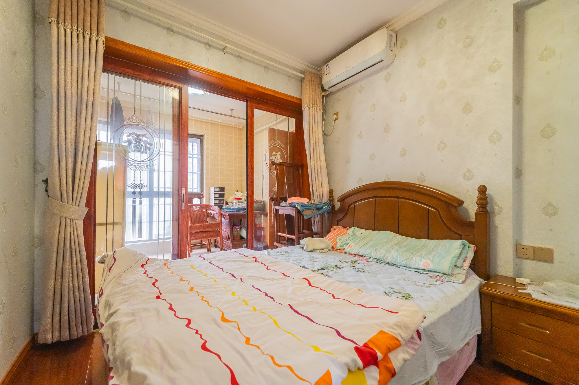 星湖湾一期高层 4室2厅1卫 98.0万 星湖湾一期高层 4室2厅1卫 98.0万卧室