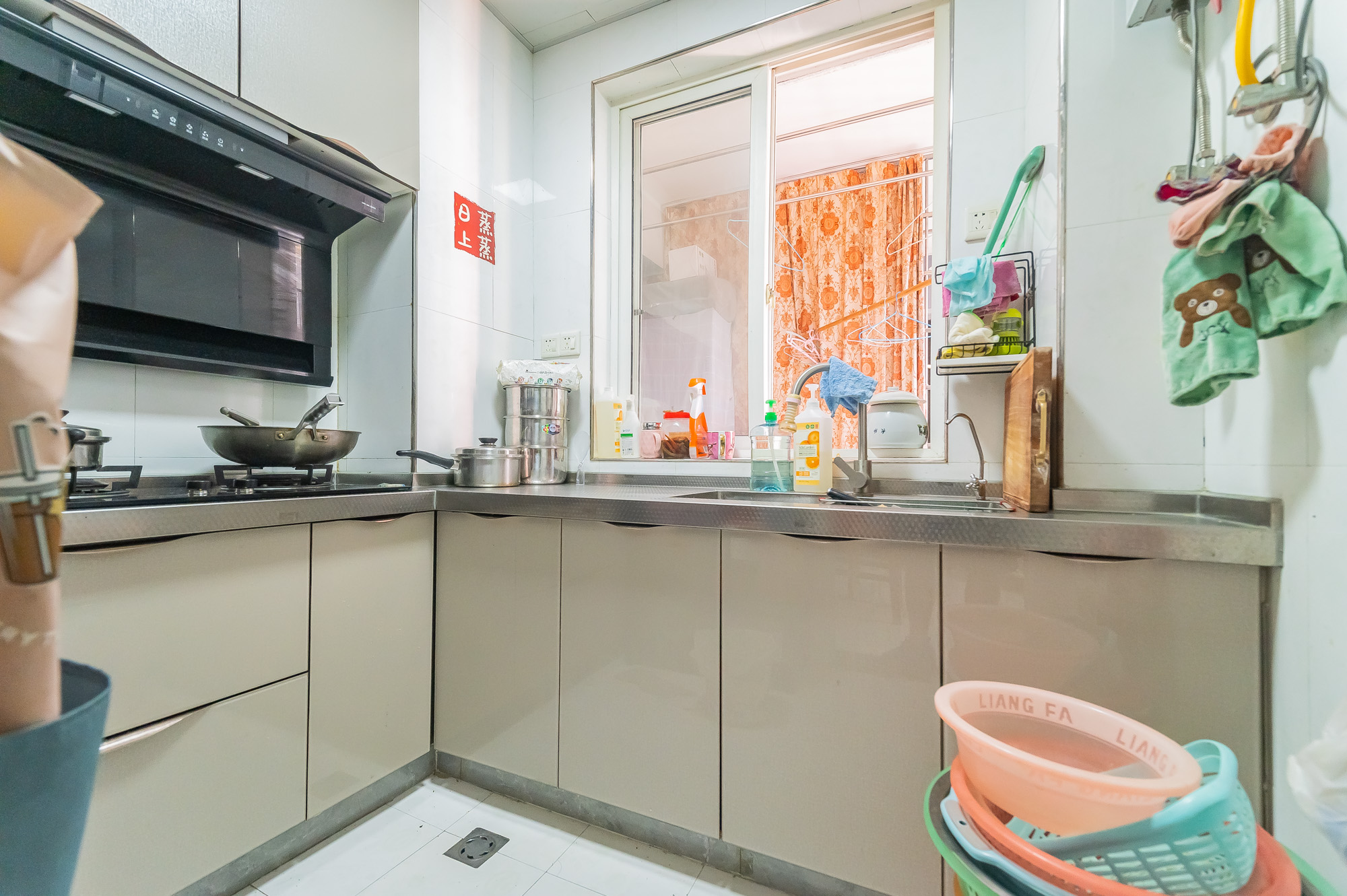 警苑星城 2室2厅1卫 56.0万 警苑星城 2室2厅1卫 56.0万厨房