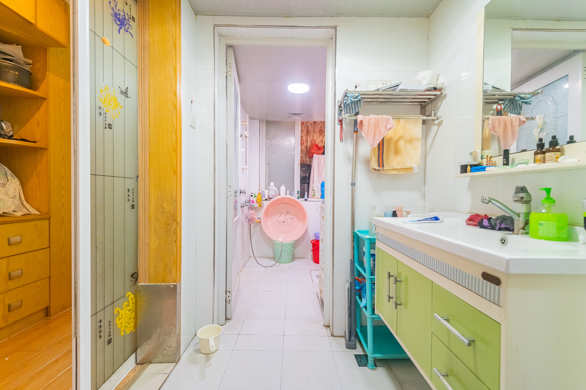 警苑星城 2室2厅1卫 56.0万 警苑星城 2室2厅1卫 56.0万卫生间