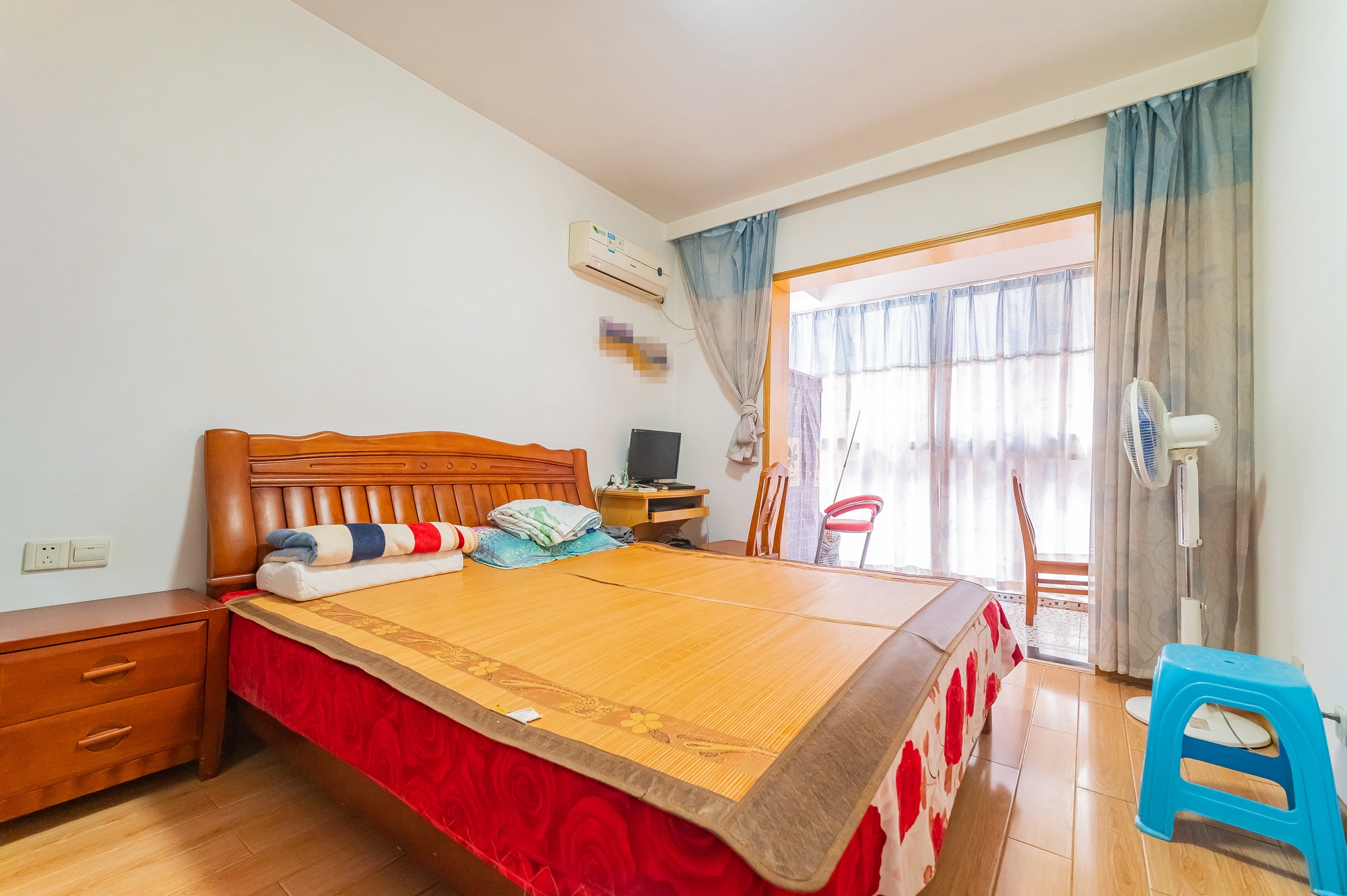 警苑星城 2室2厅1卫 56.0万 警苑星城 2室2厅1卫 56.0万卧室