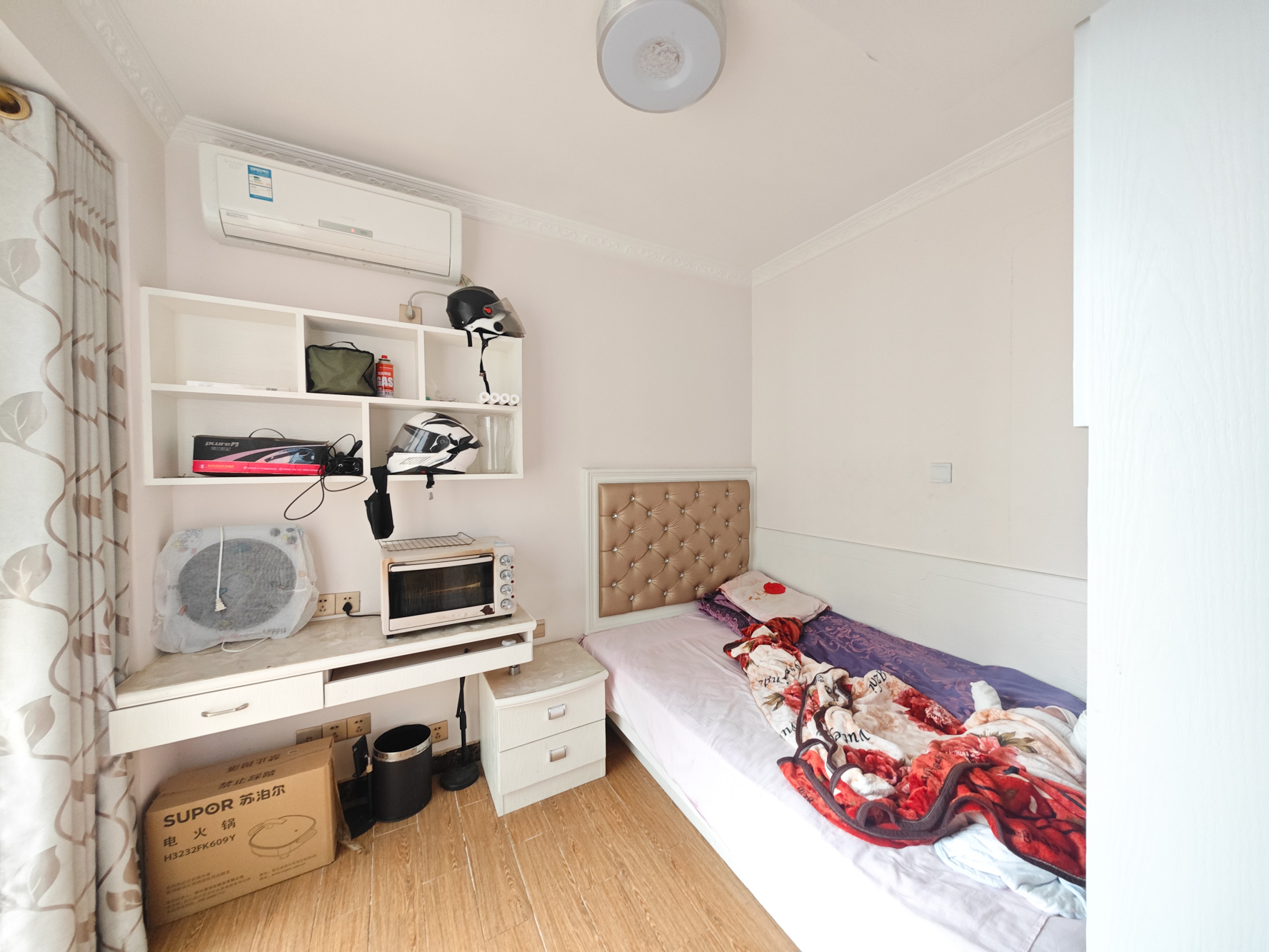 欧莱雅郡 4室2厅2卫 98.0万 欧莱雅郡 4室2厅2卫 98.0万卧室