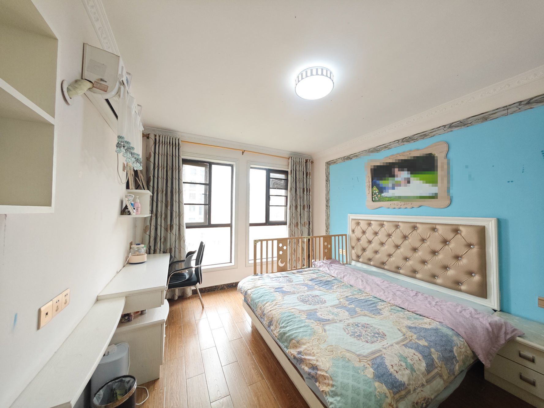 欧莱雅郡 4室2厅2卫 98.0万 欧莱雅郡 4室2厅2卫 98.0万卧室