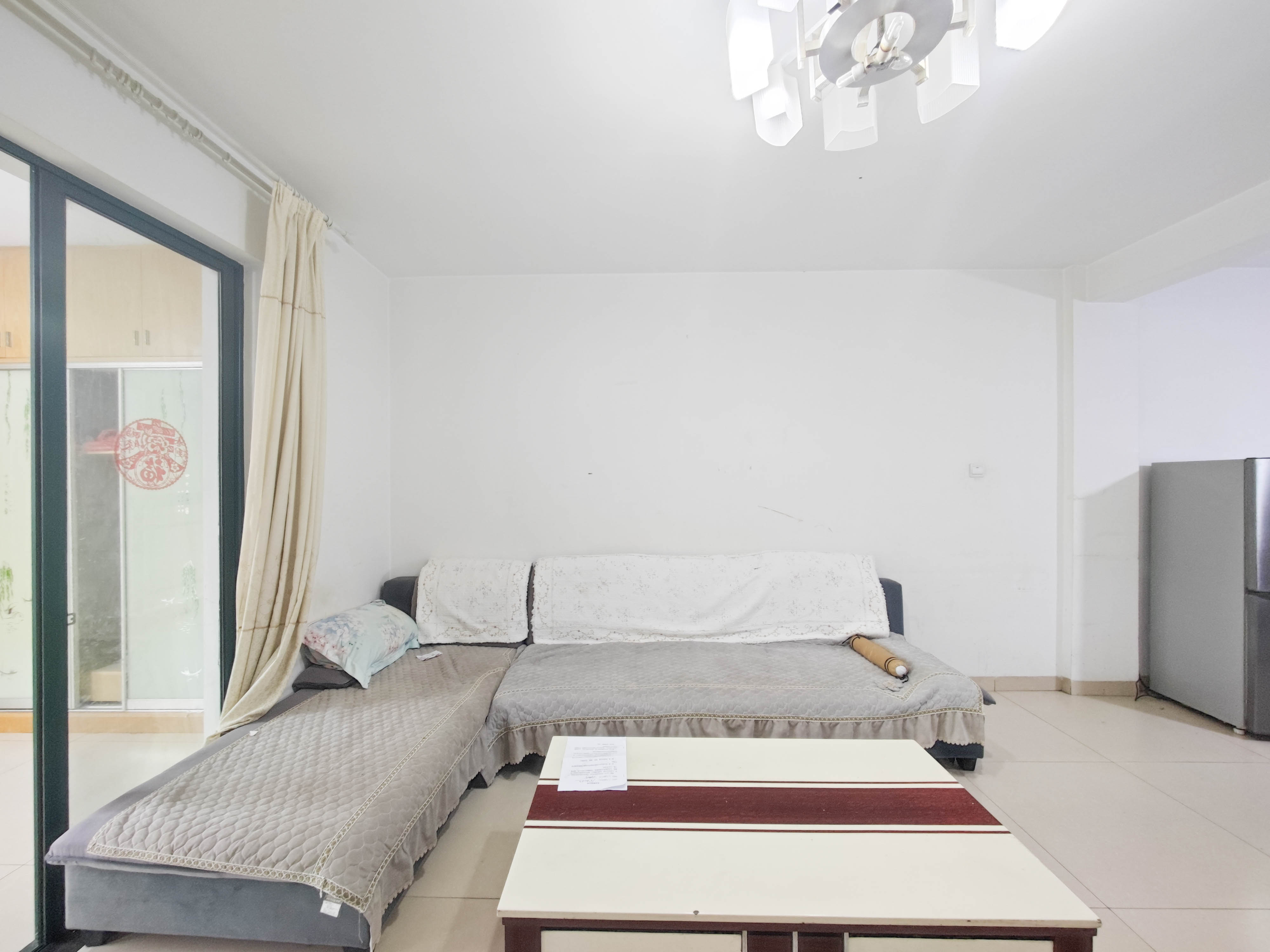 华盛世纪新城 2室2厅1卫 64.8万 华盛世纪新城 2室2厅1卫 64.8万客厅