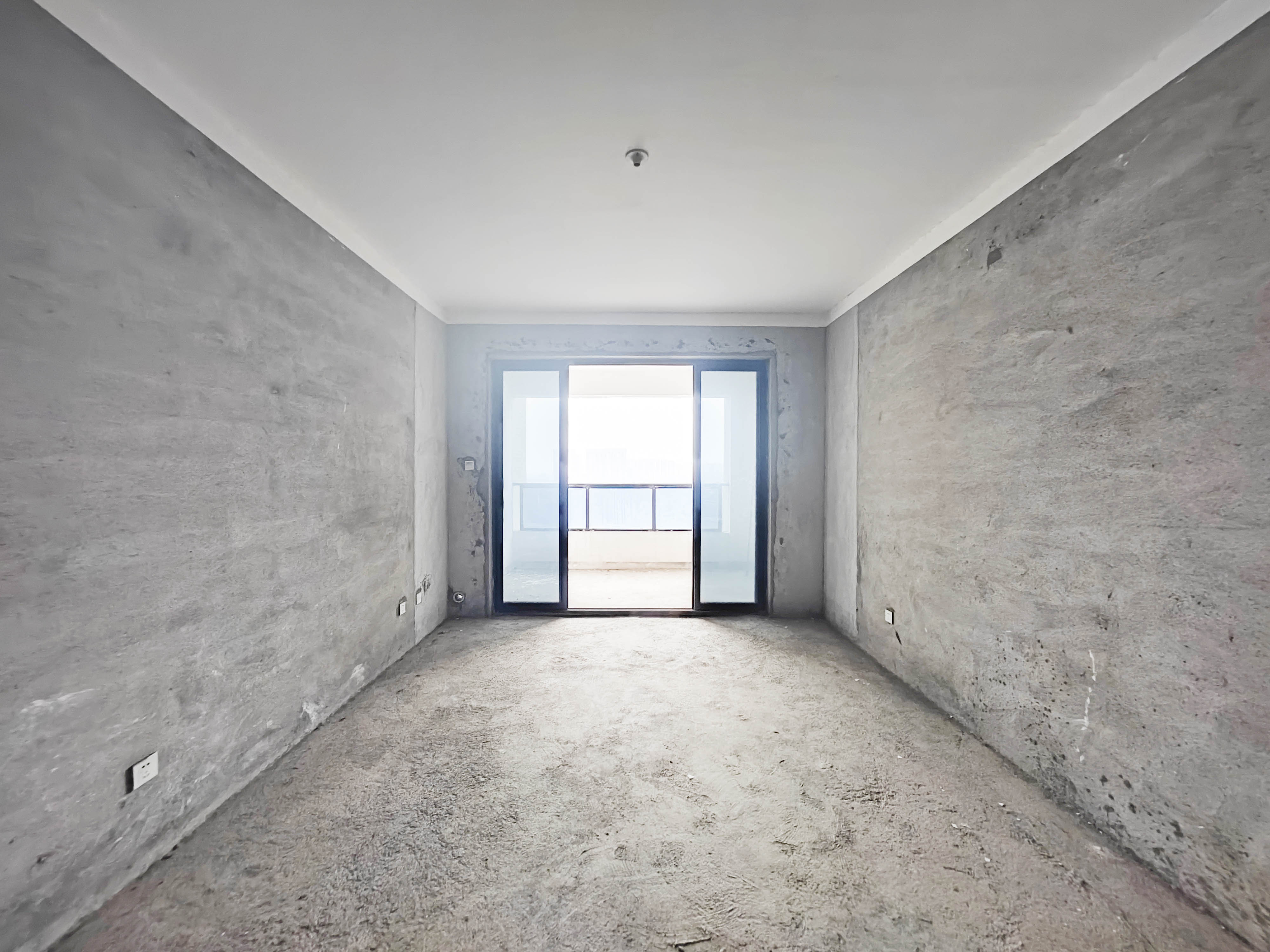 长房半岛蓝湾(观山月)  3室2厅1卫    72.8万 长房半岛蓝湾(观山月)  3室2厅1卫    72.8万客厅