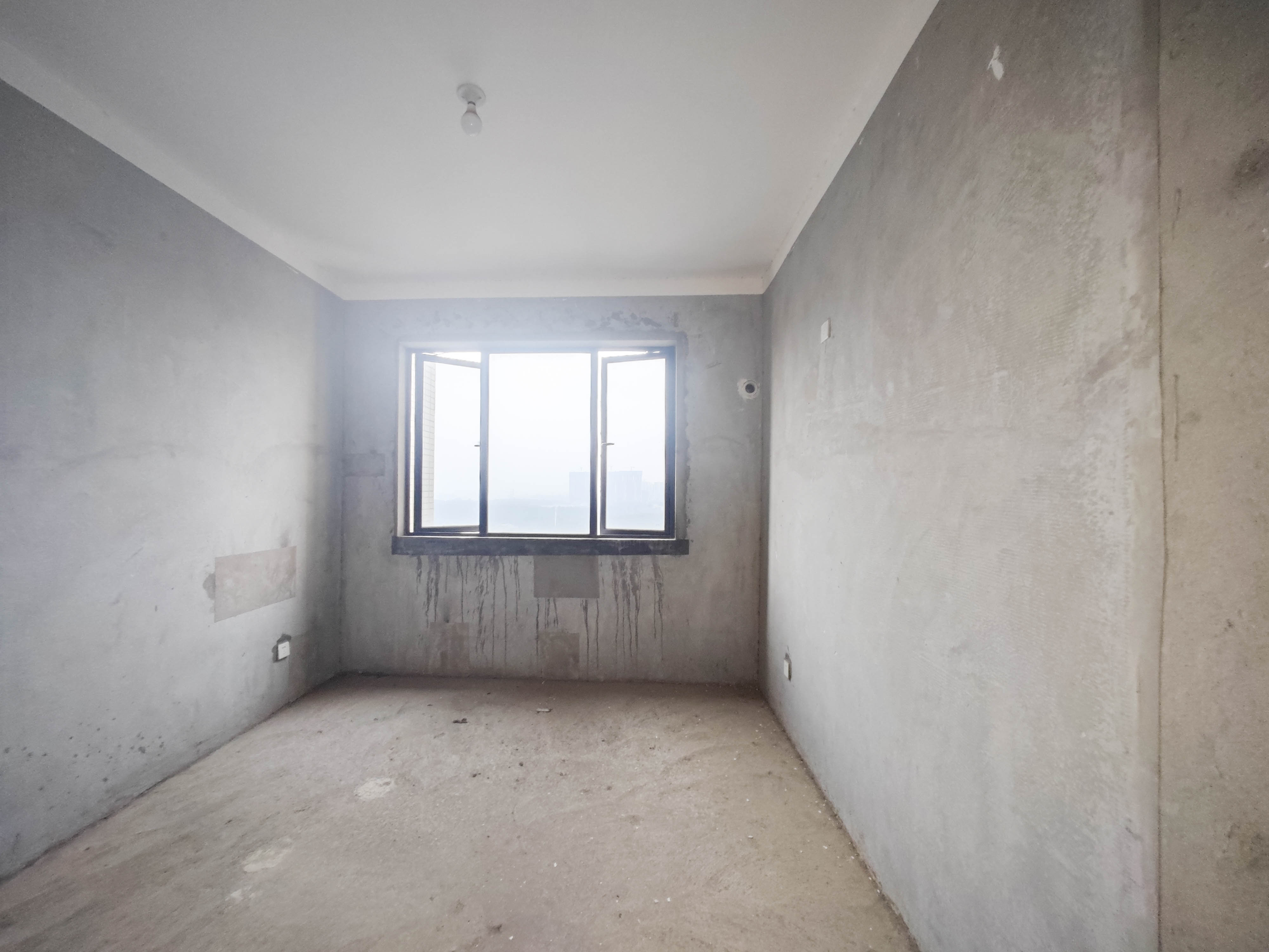 长房半岛蓝湾(观山月)  3室2厅1卫    72.8万 长房半岛蓝湾(观山月)  3室2厅1卫    72.8万卧室