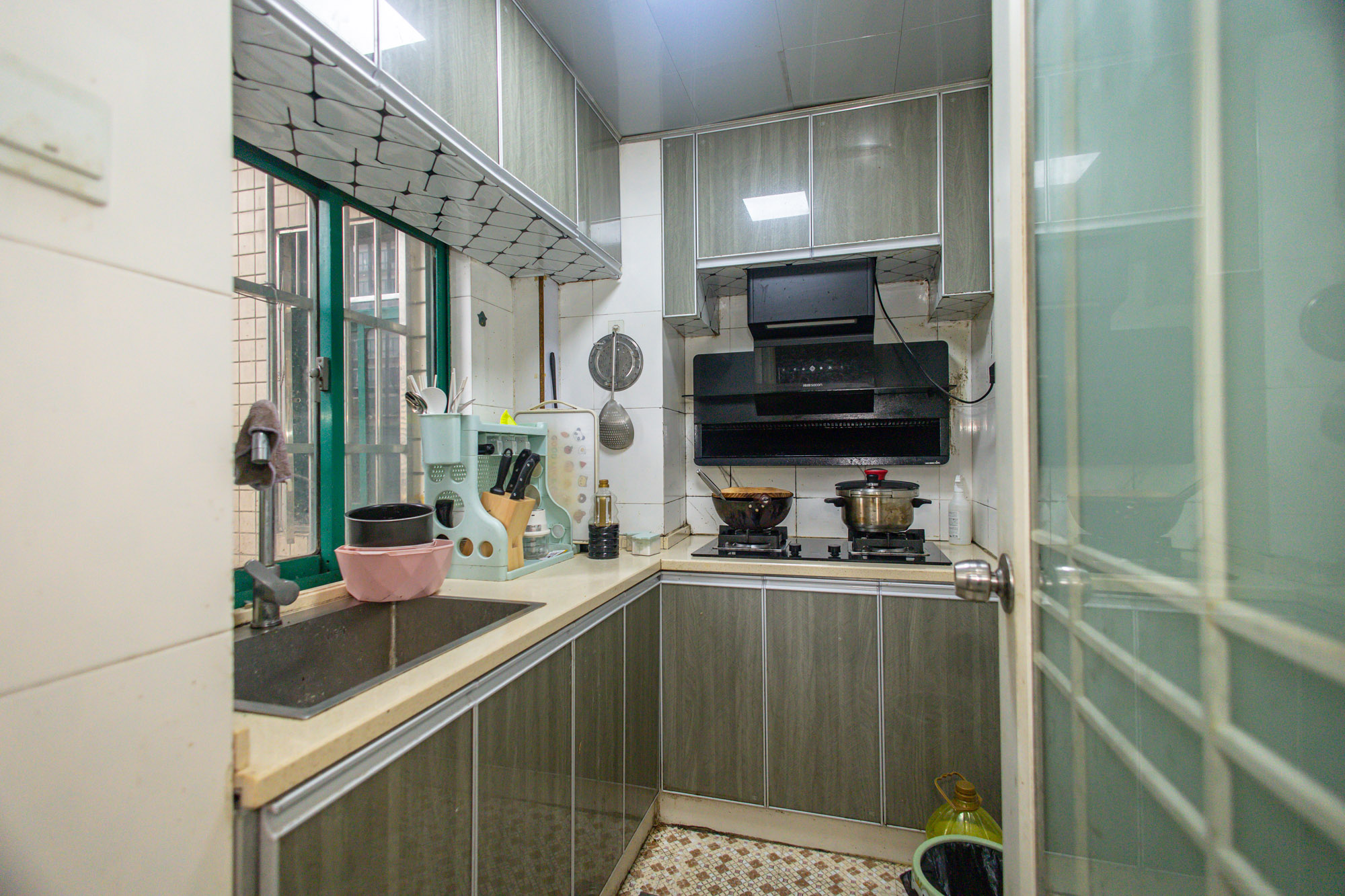 明城公寓  1室1厅1卫    28.7万 明城公寓  1室1厅1卫    28.7万厨房