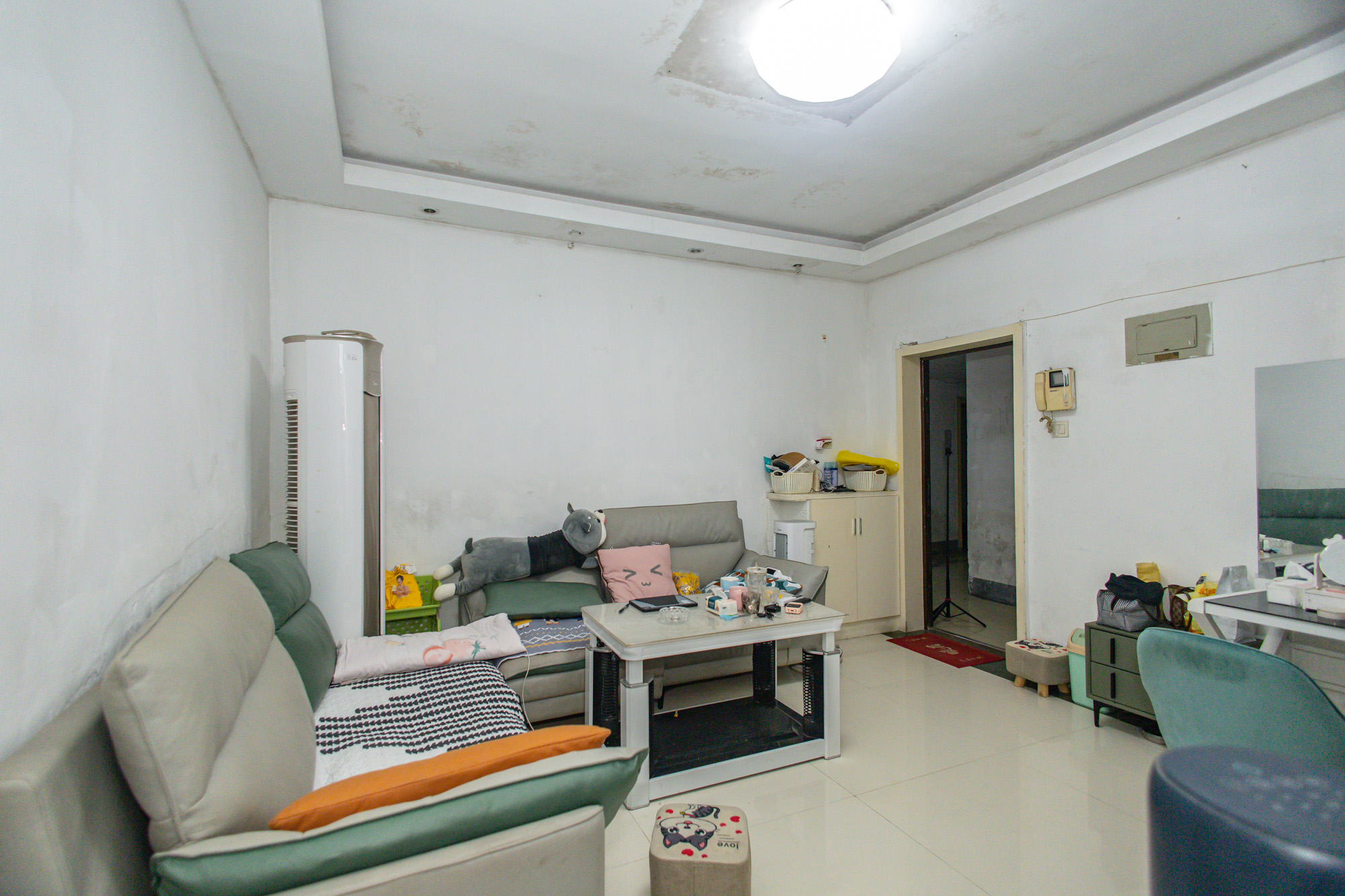 明城公寓  1室1厅1卫    28.7万 明城公寓  1室1厅1卫    28.7万客厅