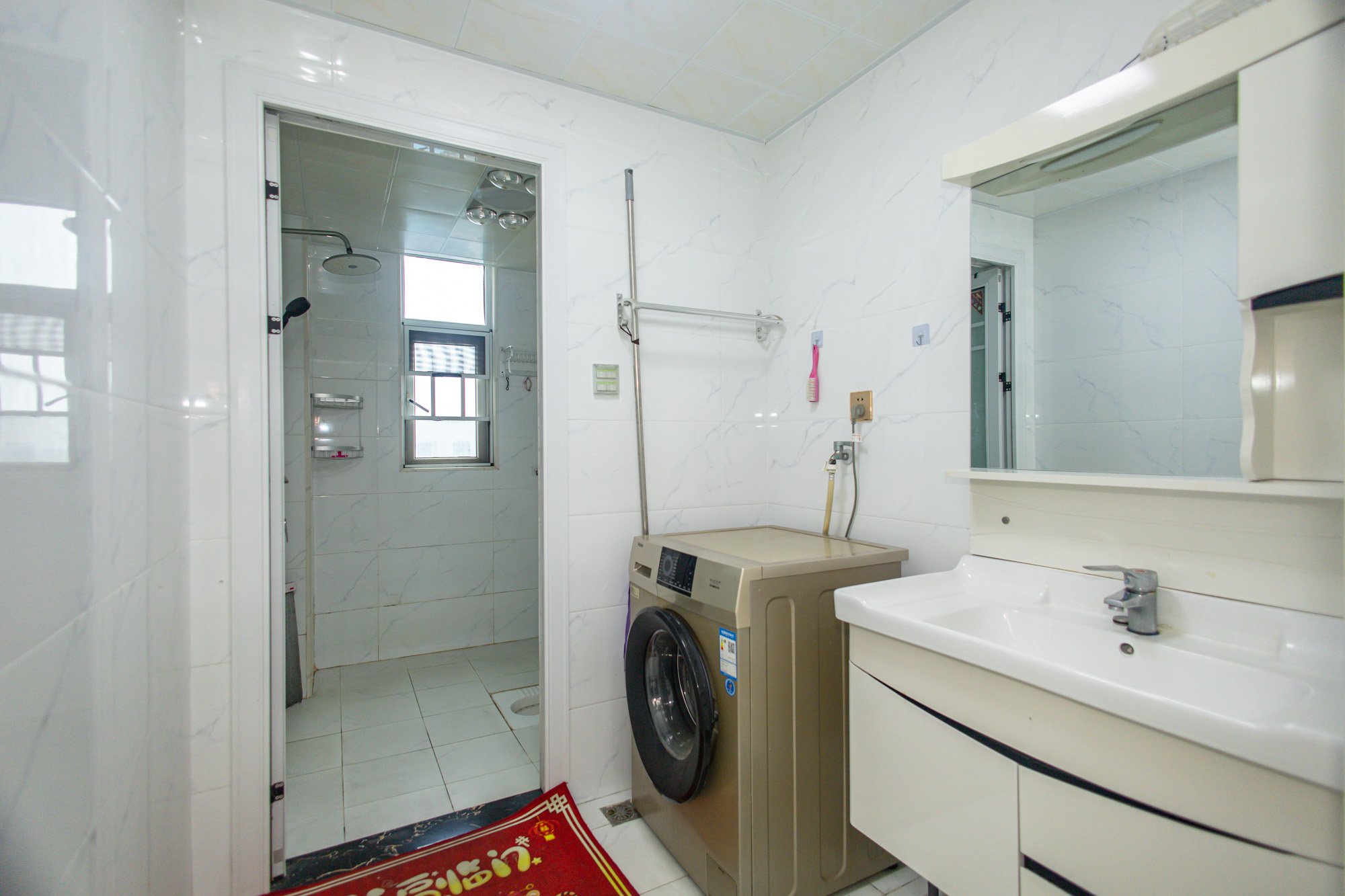 金科时代中心 3室2厅2卫 78.0万 金科时代中心 3室2厅2卫 78.0万卫生间