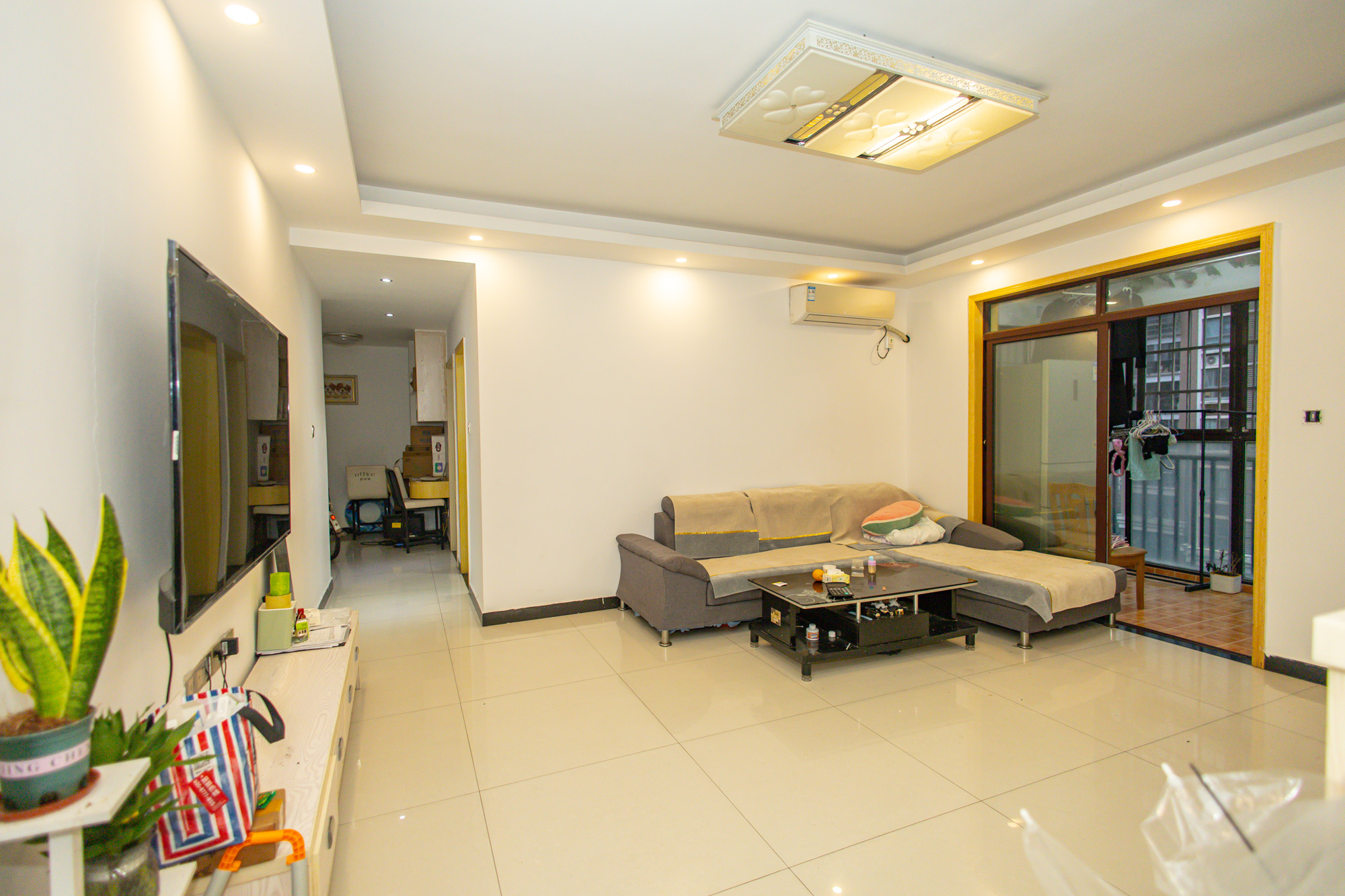 圆梦康乐城 3室2厅1卫 49.0万 圆梦康乐城 3室2厅1卫 49.0万客厅